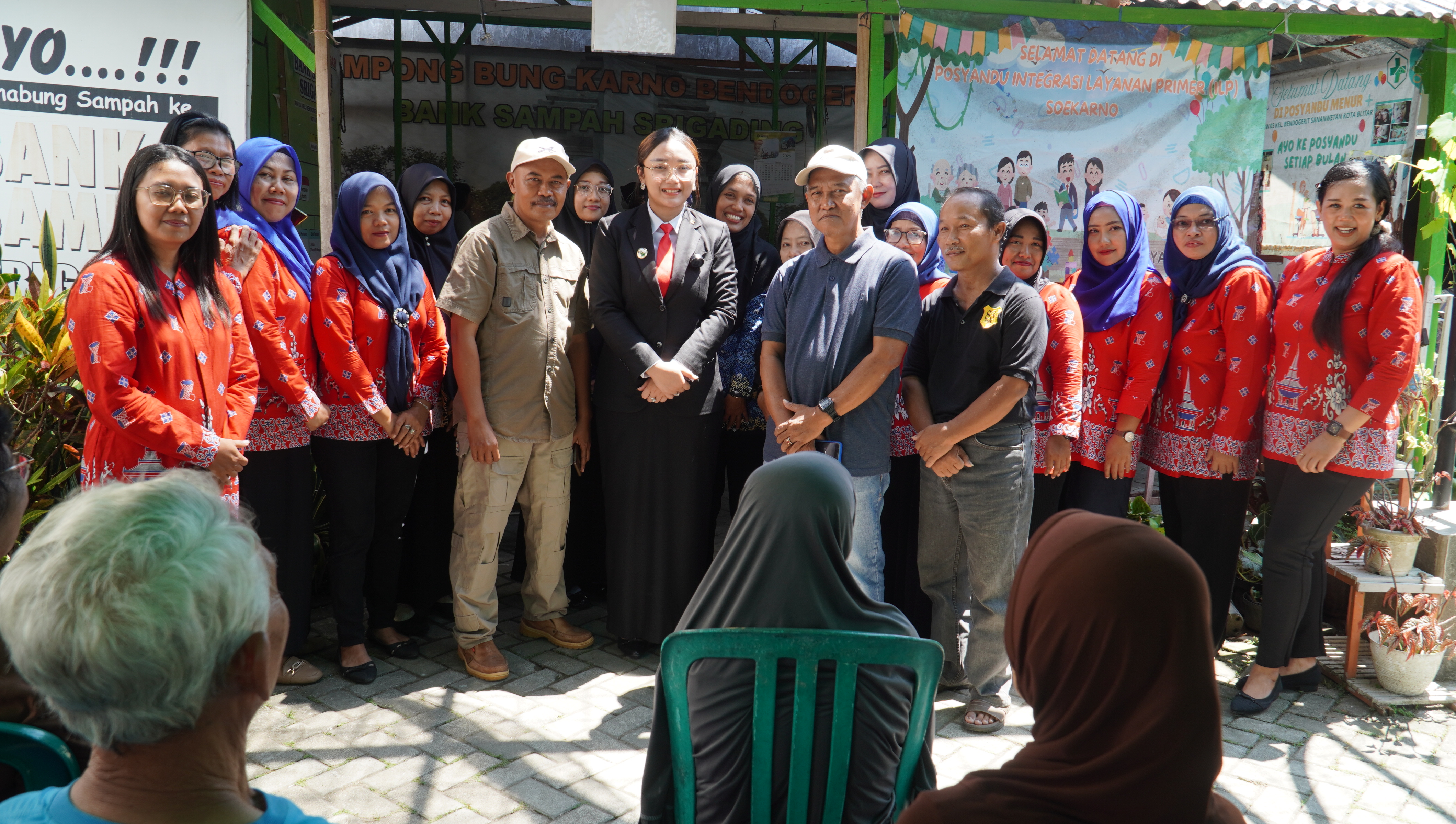 1 Oktober 2025- Menghadiri Giat Posyandu LP Soekarno di ILP Soekarno RW3 Kel. Bendogerit