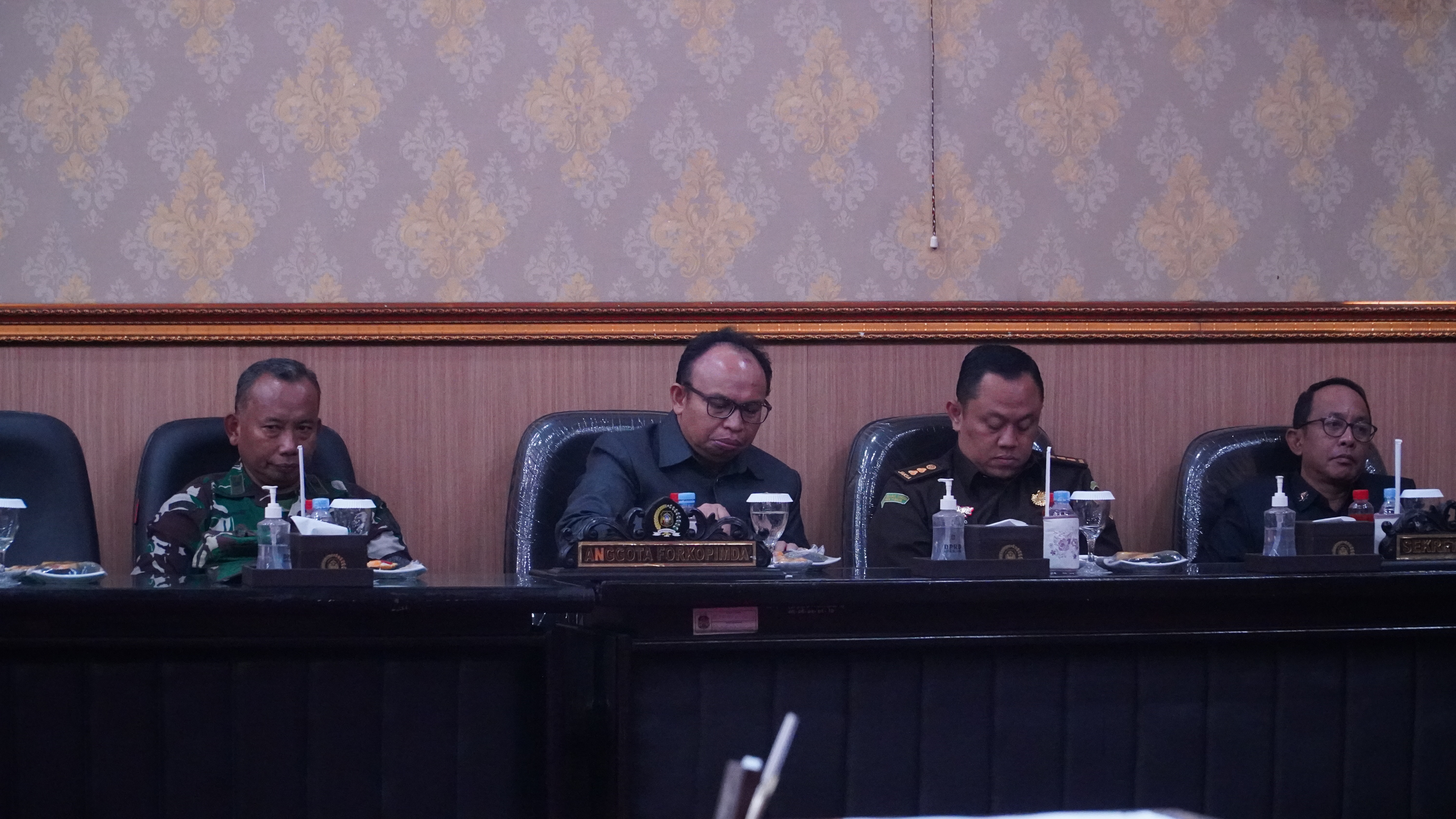 25 Juni 2025 - RAPAT PARIPURNA DPRD