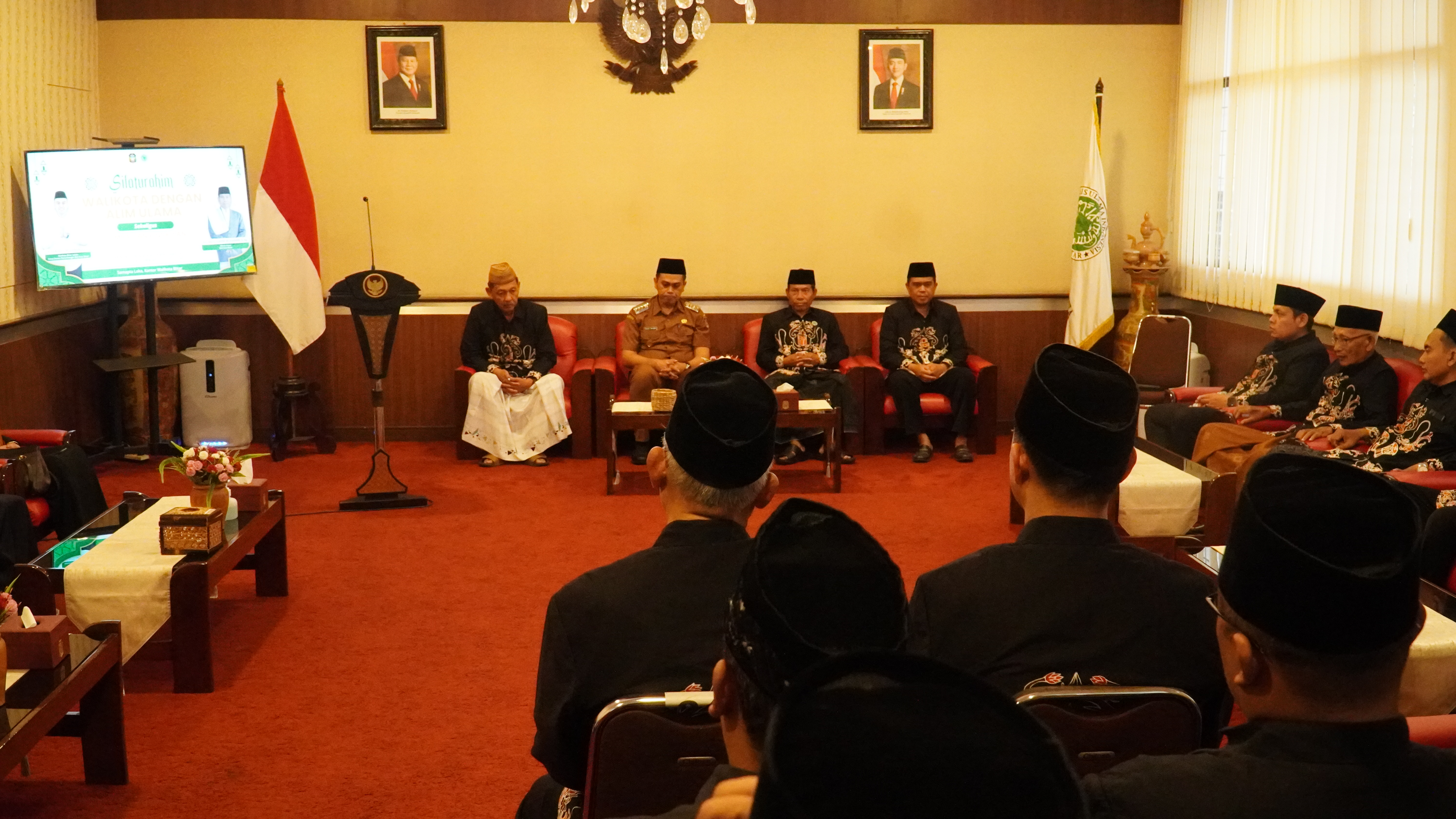 24 Maret 2025 - Pembagian Bingkisan &amp;amp; TAARUF bagi Alim Ulama di Ruang Samaptaloka