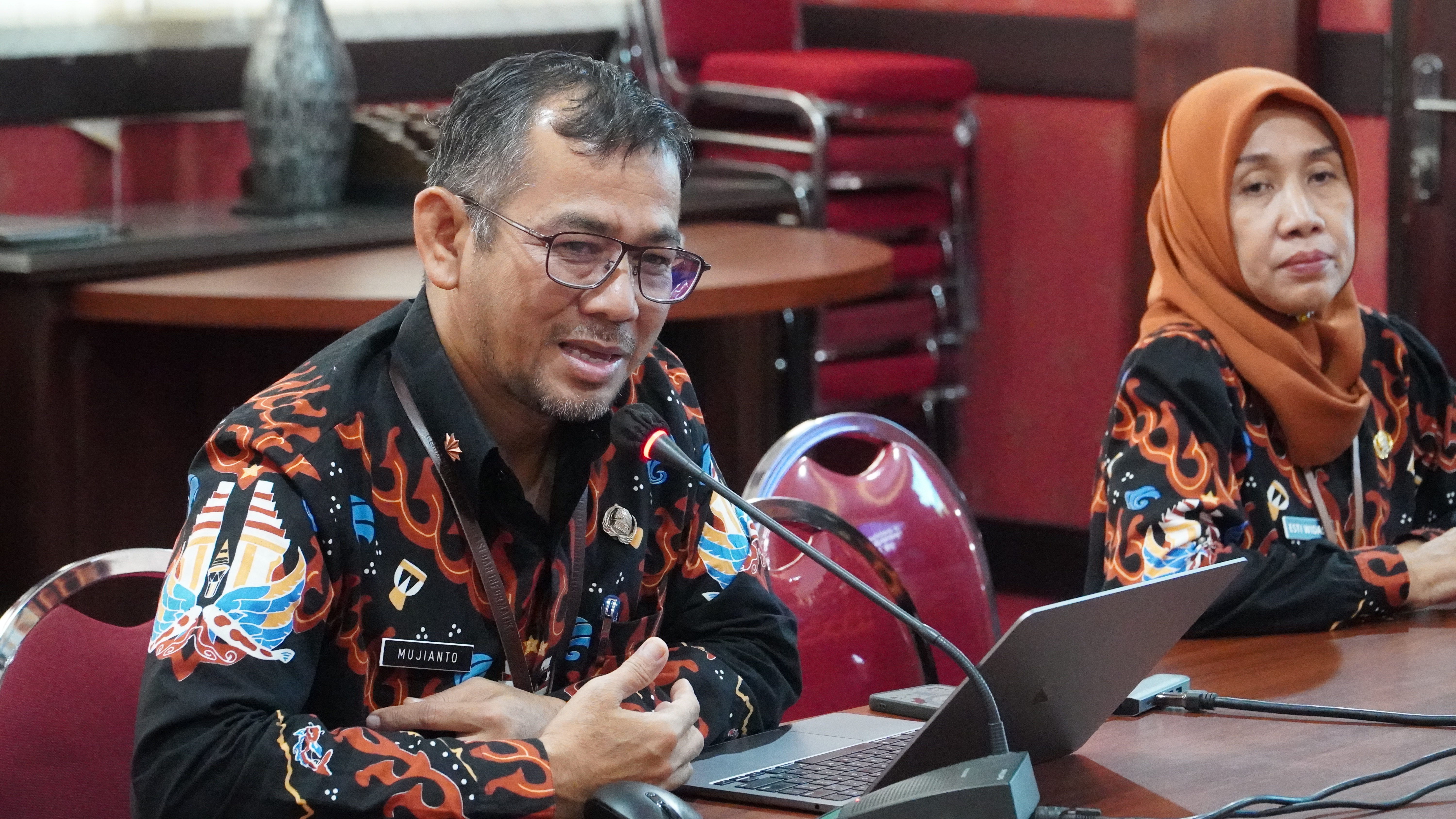 7 Maret 2025 - Presentasi Program &amp;amp; Kegiatan DISKOMINFOTIK di ruang kerja Walikota Blitar