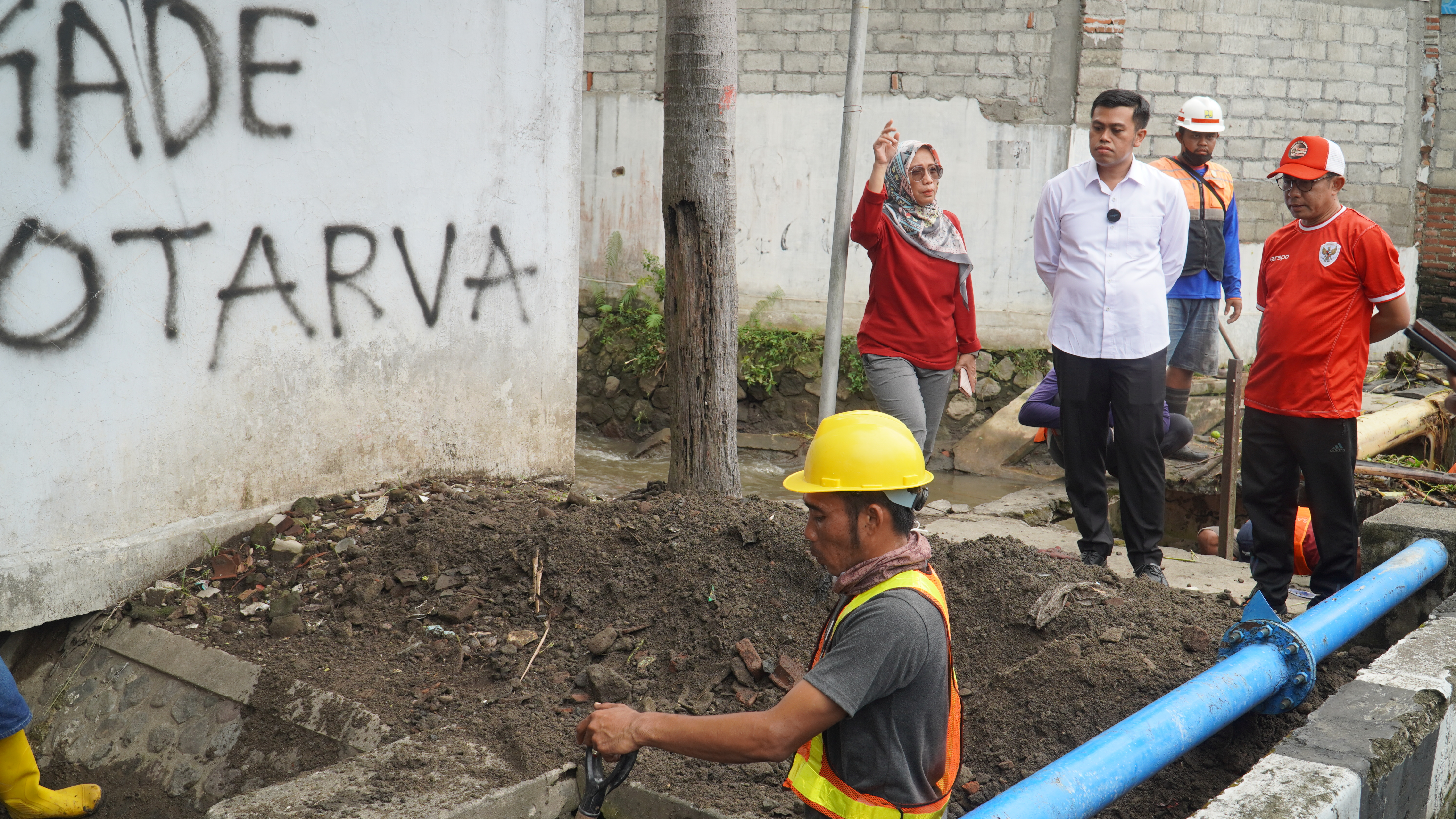 16 Mei 2025 - Tinjau Lokasi titik dampak banjir di Kota Blitar