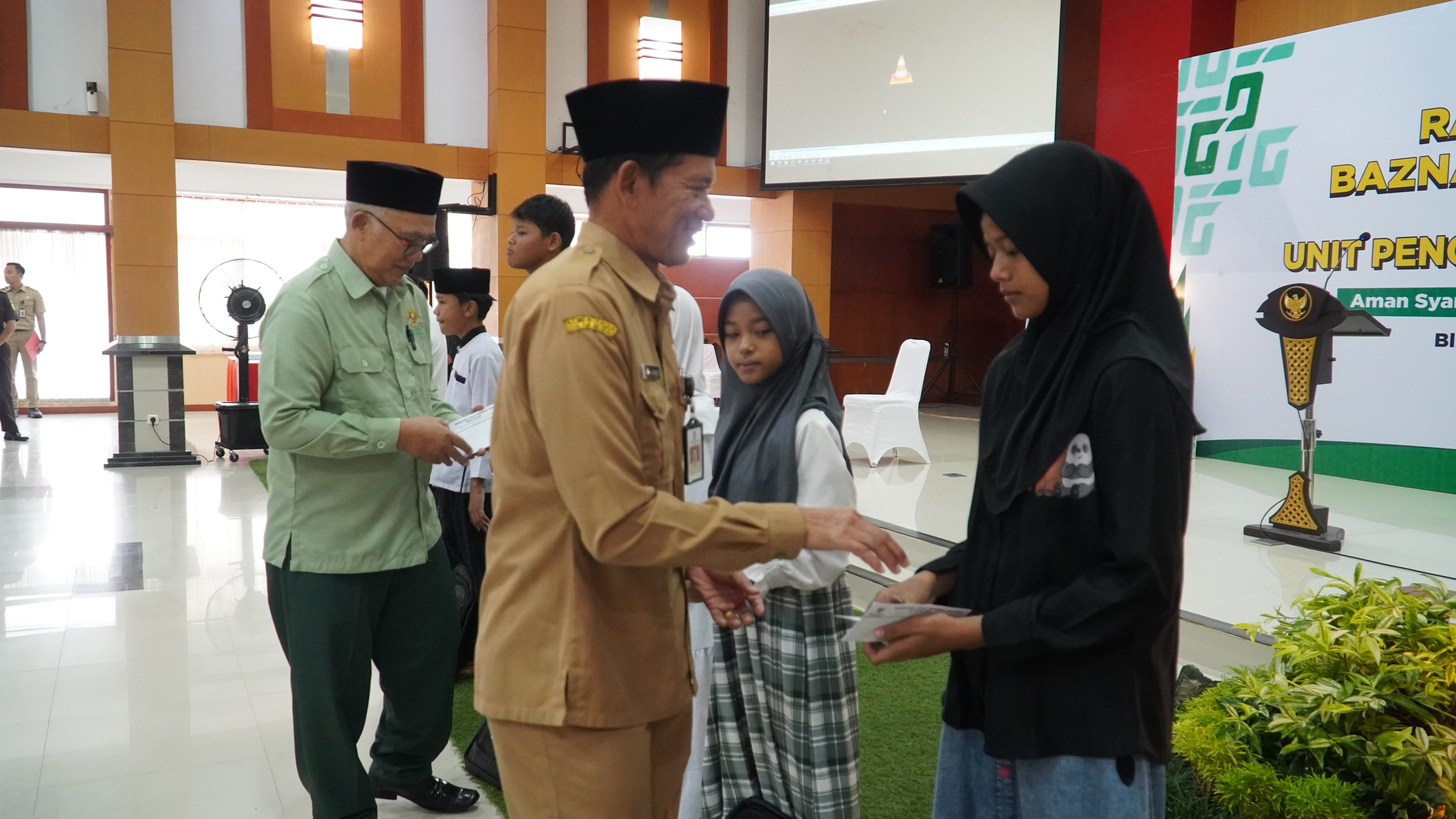 9 Desember 2024 -  Pembukaan RAPAT KERJA BAZNAS Tahun 2024