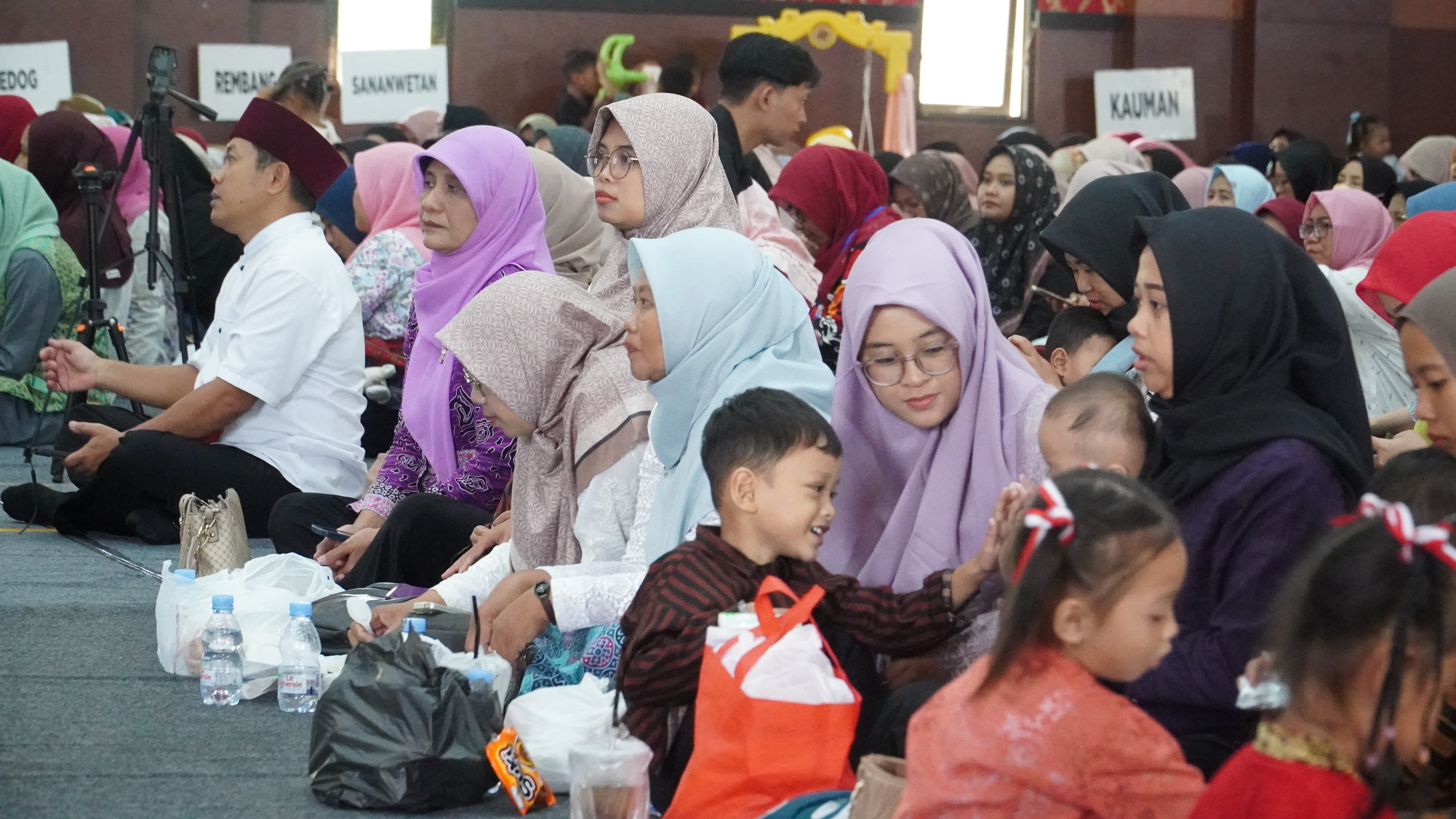 30 April 2025 - Launching KERABAT SAE (Kelas Orang Tua Hebat,Seneng Anak e Entuk Ilmune) di Gedung Kesenian Aryo Blitar
