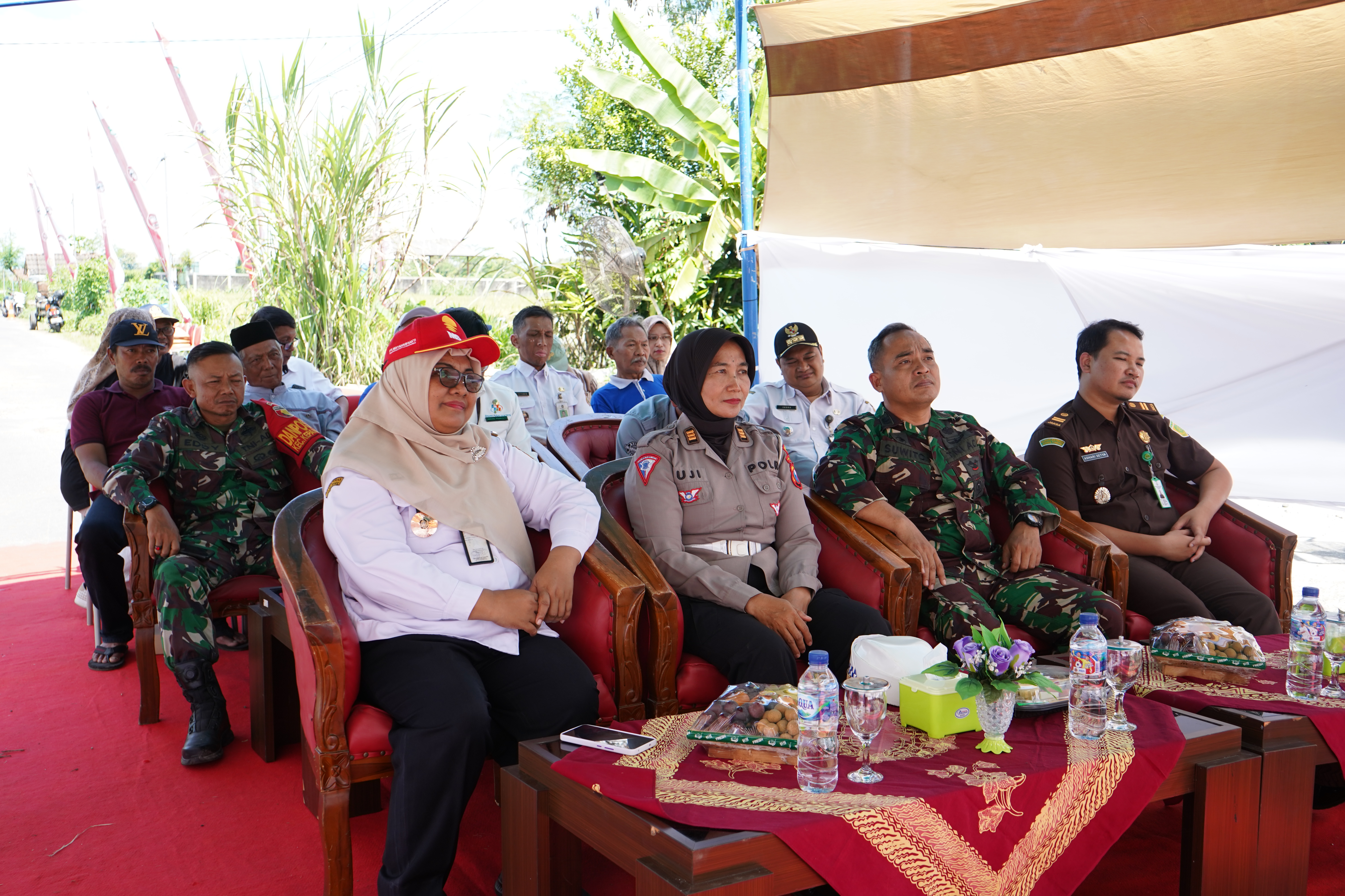 GERAKAN TANAM PADI SERENTAK DI 14 PROVINSI Zoom bersama PRESIDEN RI di Jl.Wachit Hasim Tanggung