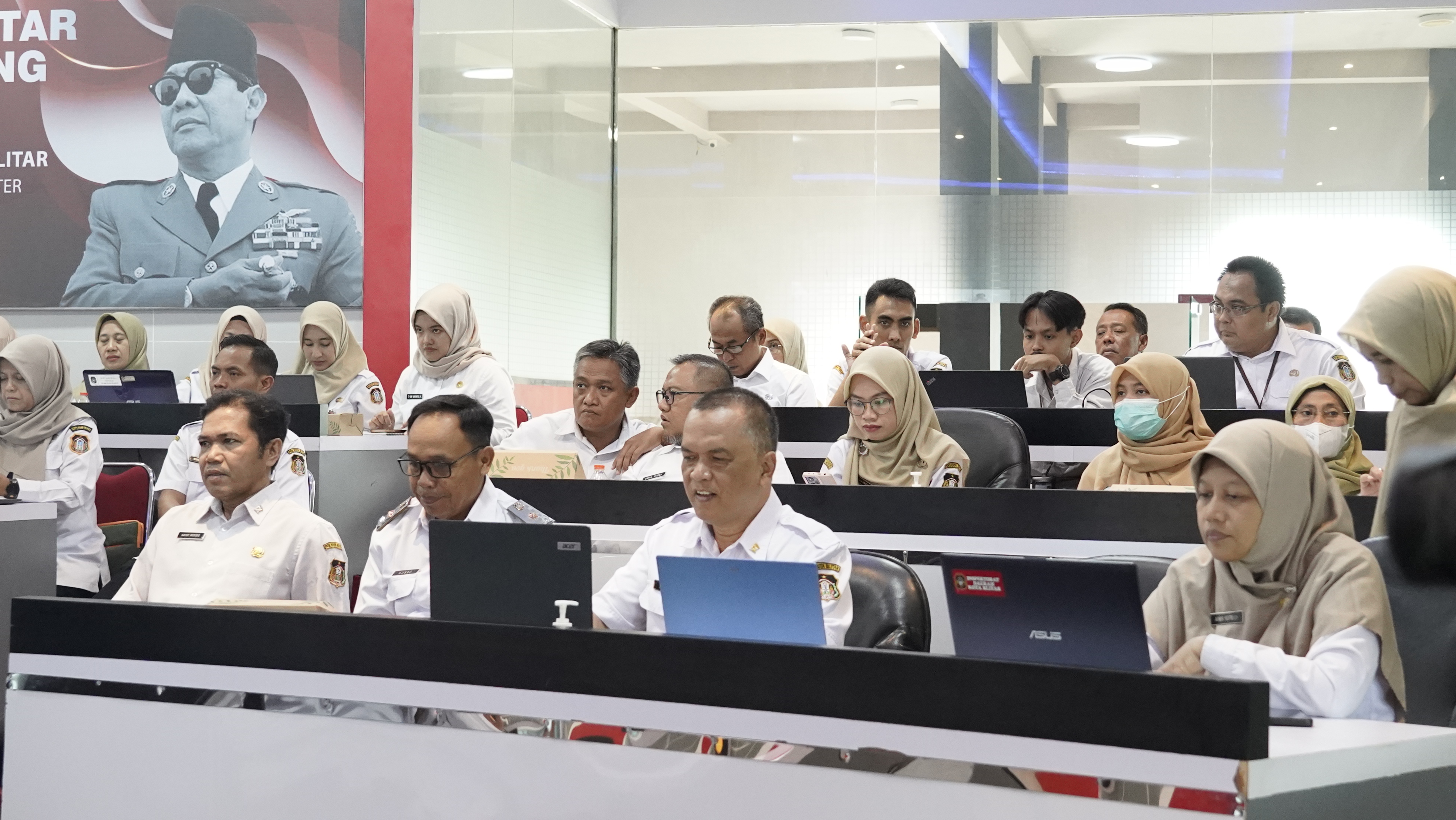 28 Mei 2025 - Monitoring Pemenuhan Indikator Kabupaten Kota Anti-korupsi oleh Tim KPK RI