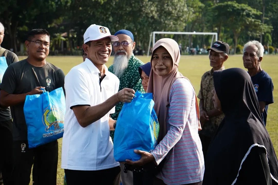 10 Oktober 2025-Senam &amp;amp; Penanaman Pohon bersama Kodim 0808 Blitar di Lahan Ketahanan Pangan KompiProduksi Kodim 0808 Dandong Srengat