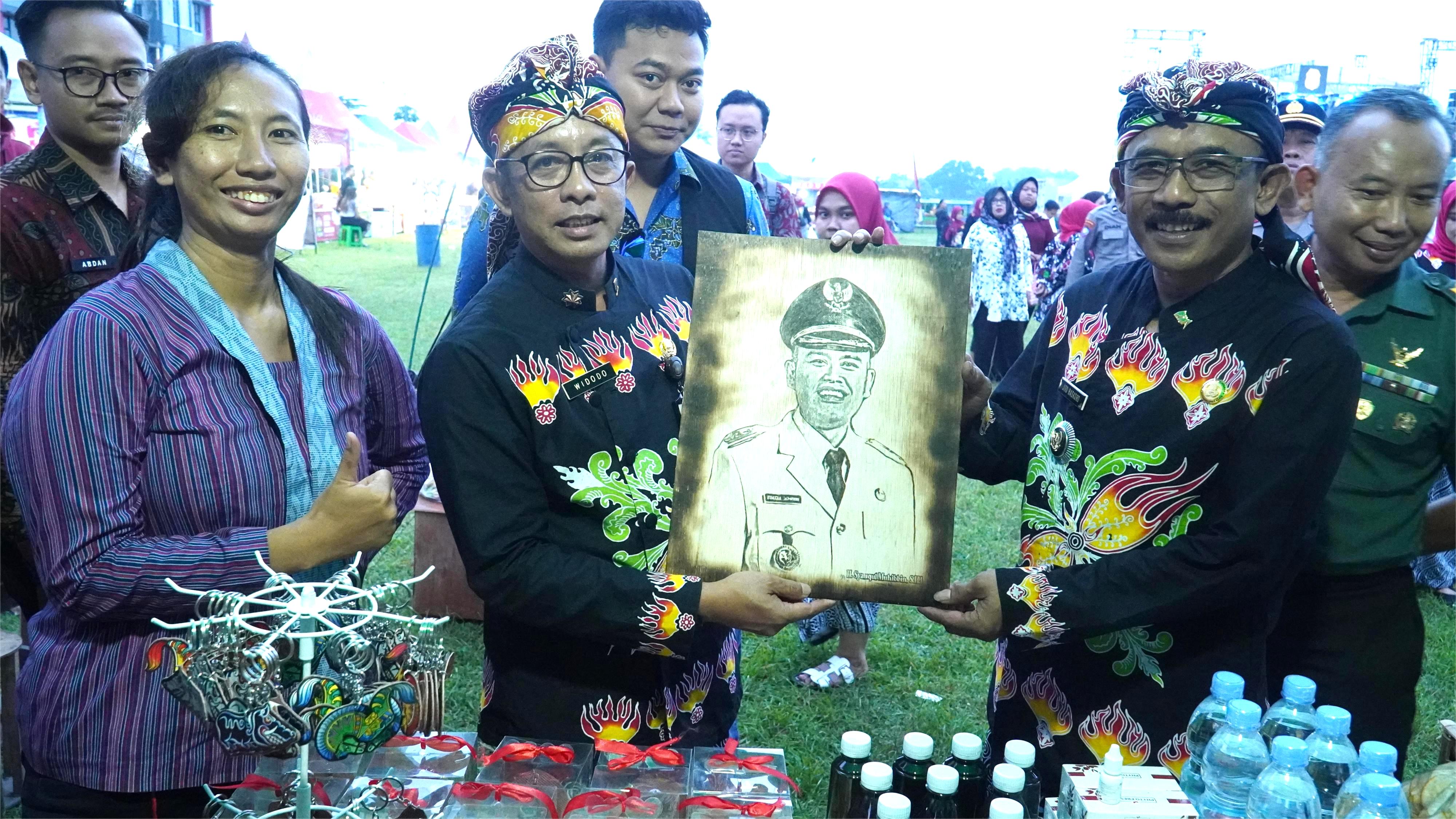 22 Mei 2025 - Pembukaan SUKOREJO ART &amp;amp; EXPO di Lapangan Kelurahan Turi