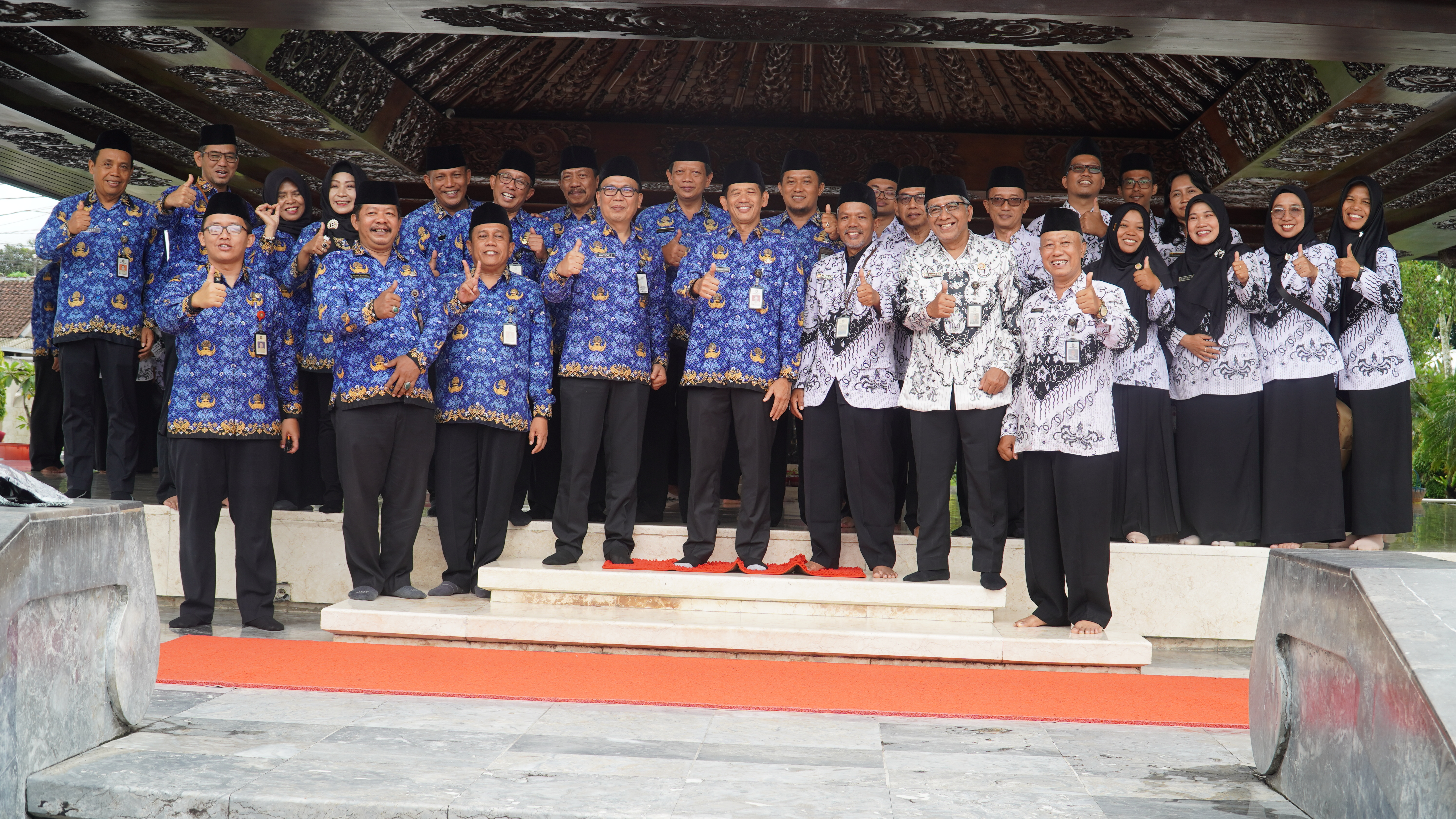 29 November 2024 -  Upacara Ziarah Tabur Bunga HUT ke-53 KORPRI &amp;amp; HUT PGRI ke-79 di MBK