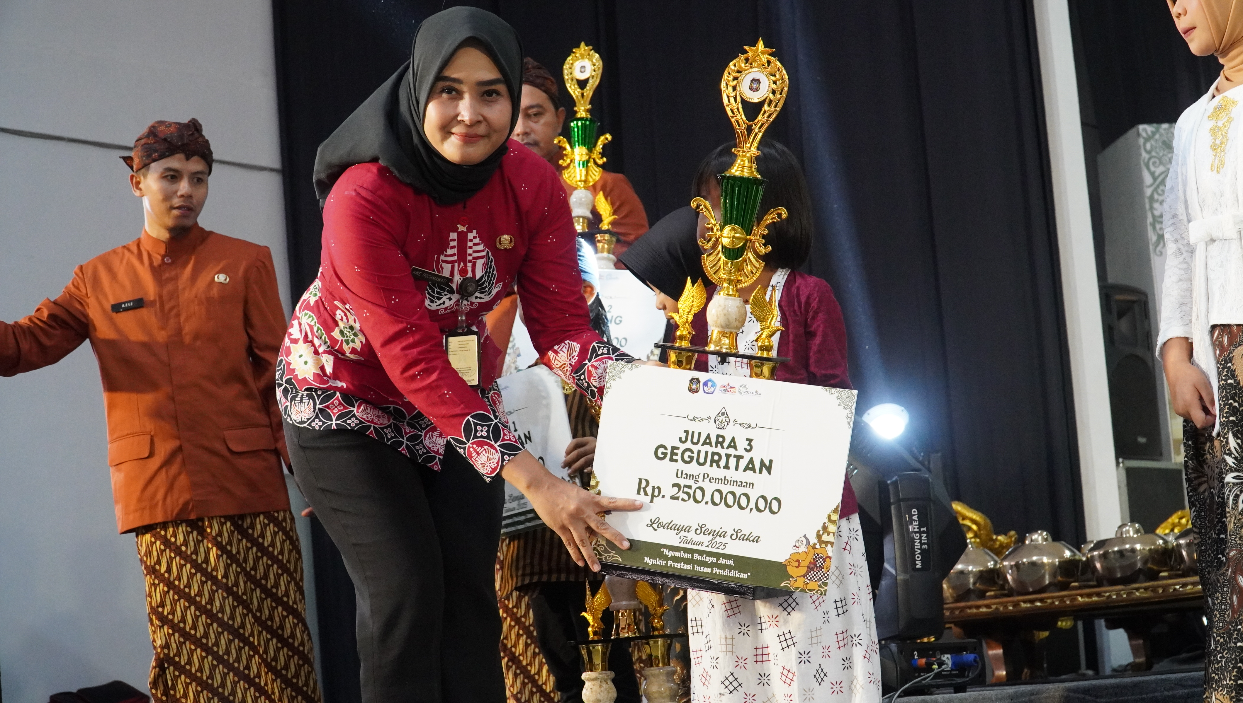 30 Oktober 2025 - Penganugerahan LODAYA SENJA SAKA 2025 di Aula SMPN 6 Kota Blitar