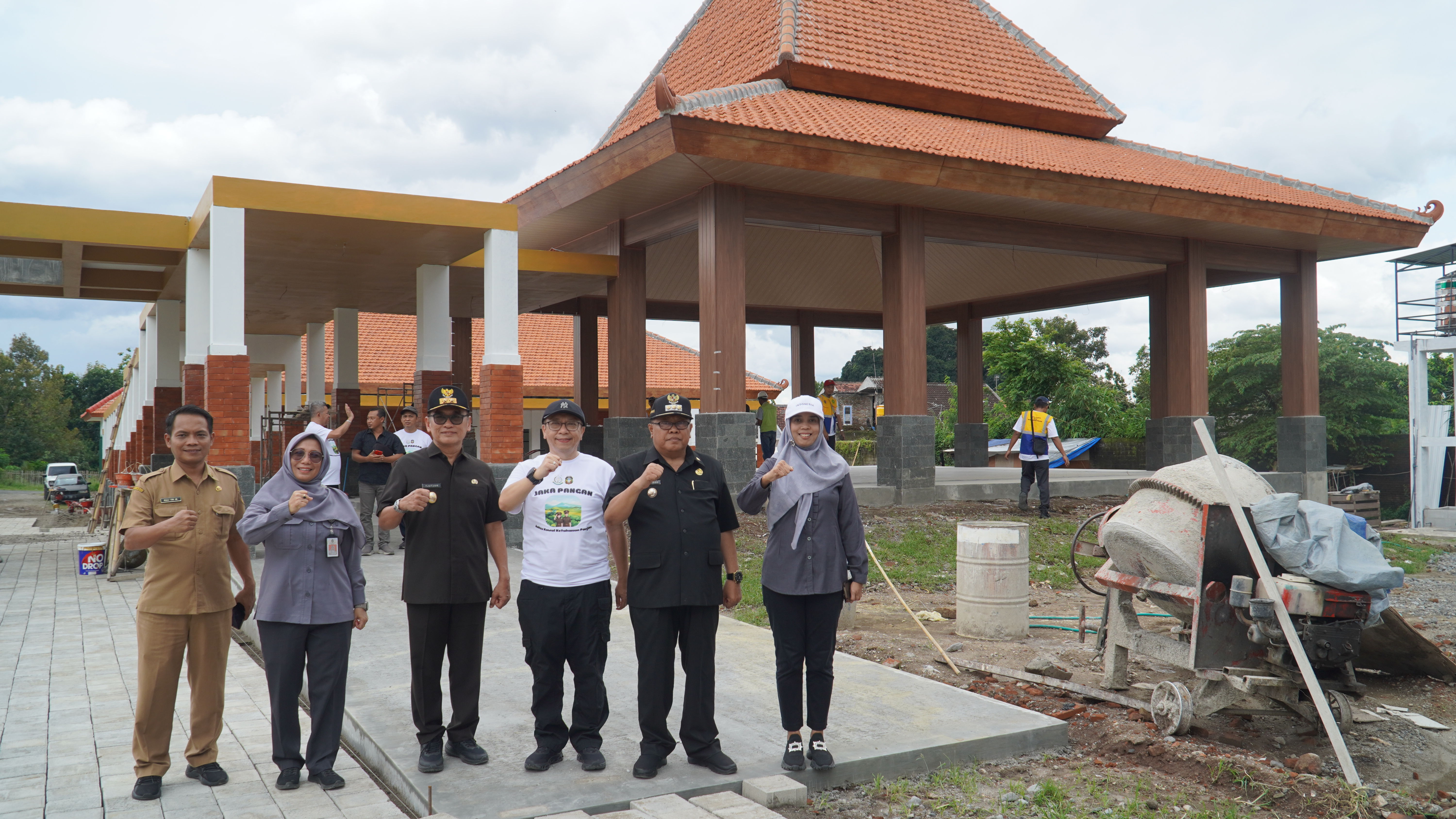 10 Desember 2024 -  Monitoring Proyek Strategis Pemkot Blitar (9 proyek)
