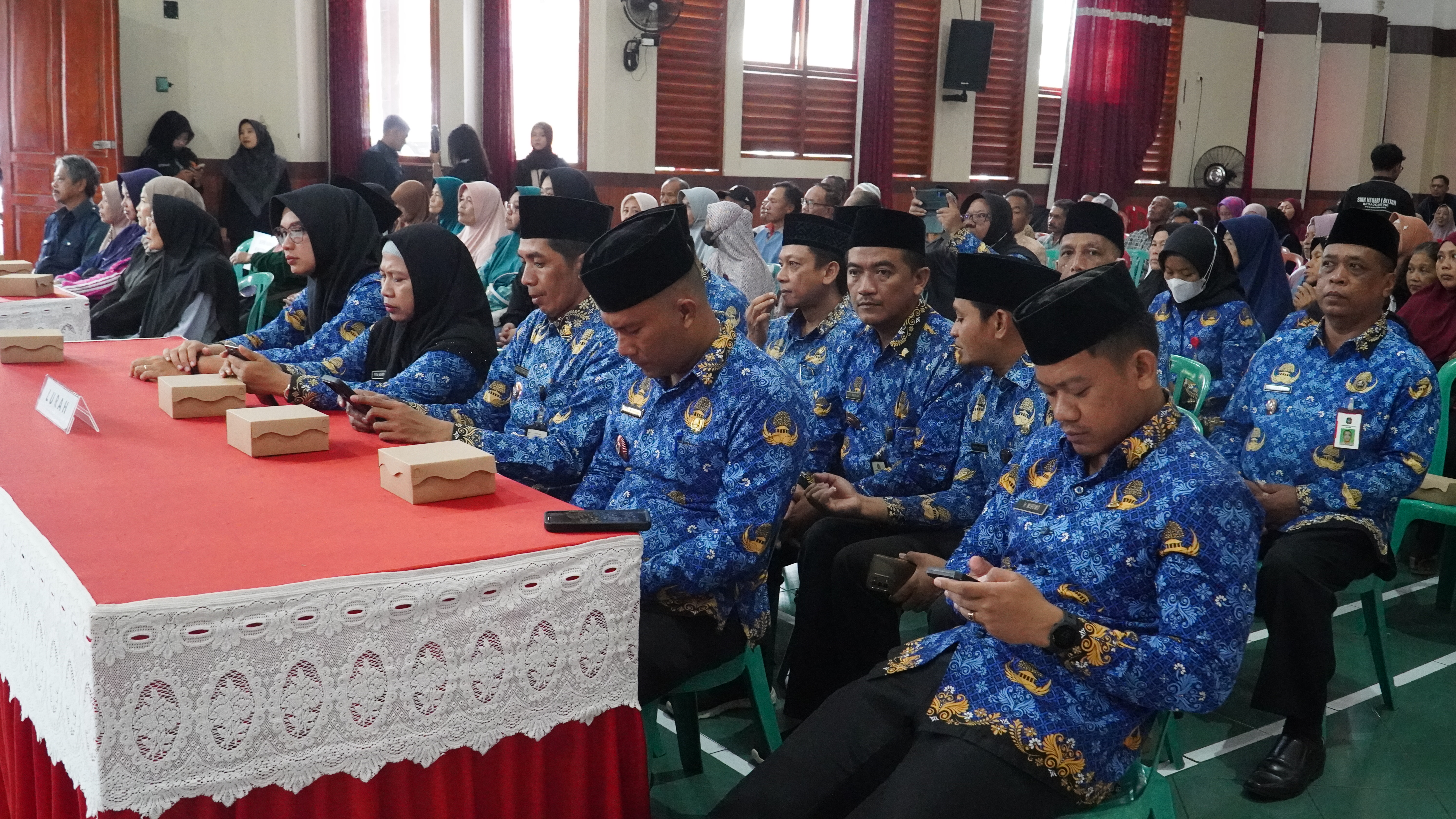 17 Februari 2025 - Penyerahan Simbolis KARTU RASTRADANON TUNAI Tahun 2025