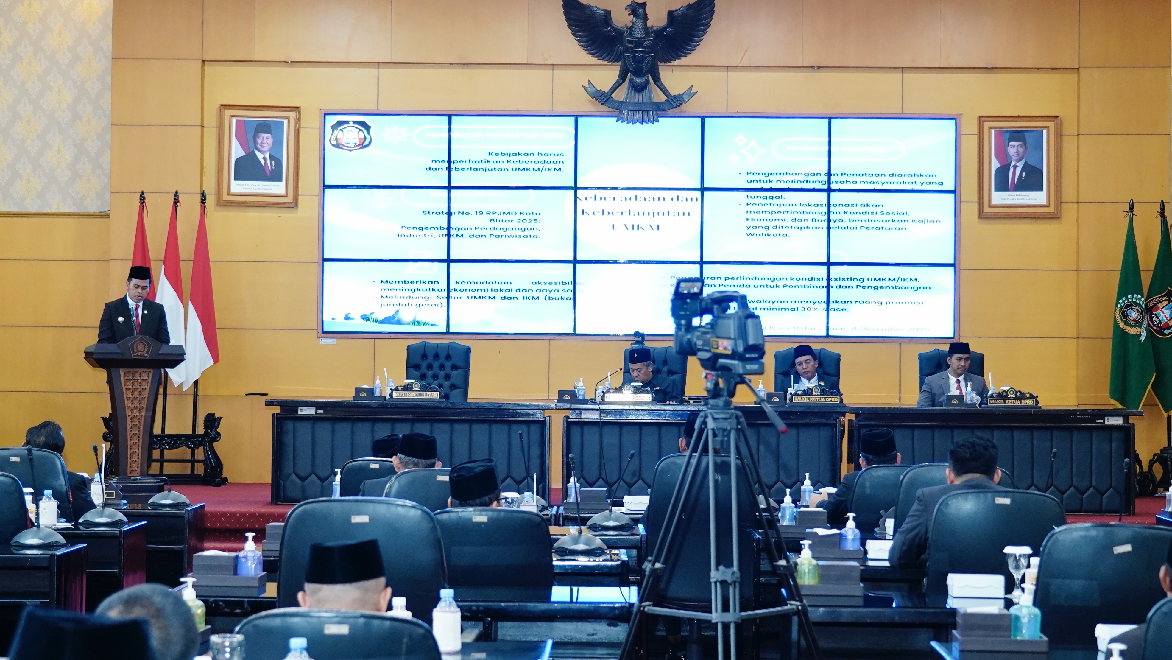 8 Desember 2025 - Rapat Paripurna DPRD