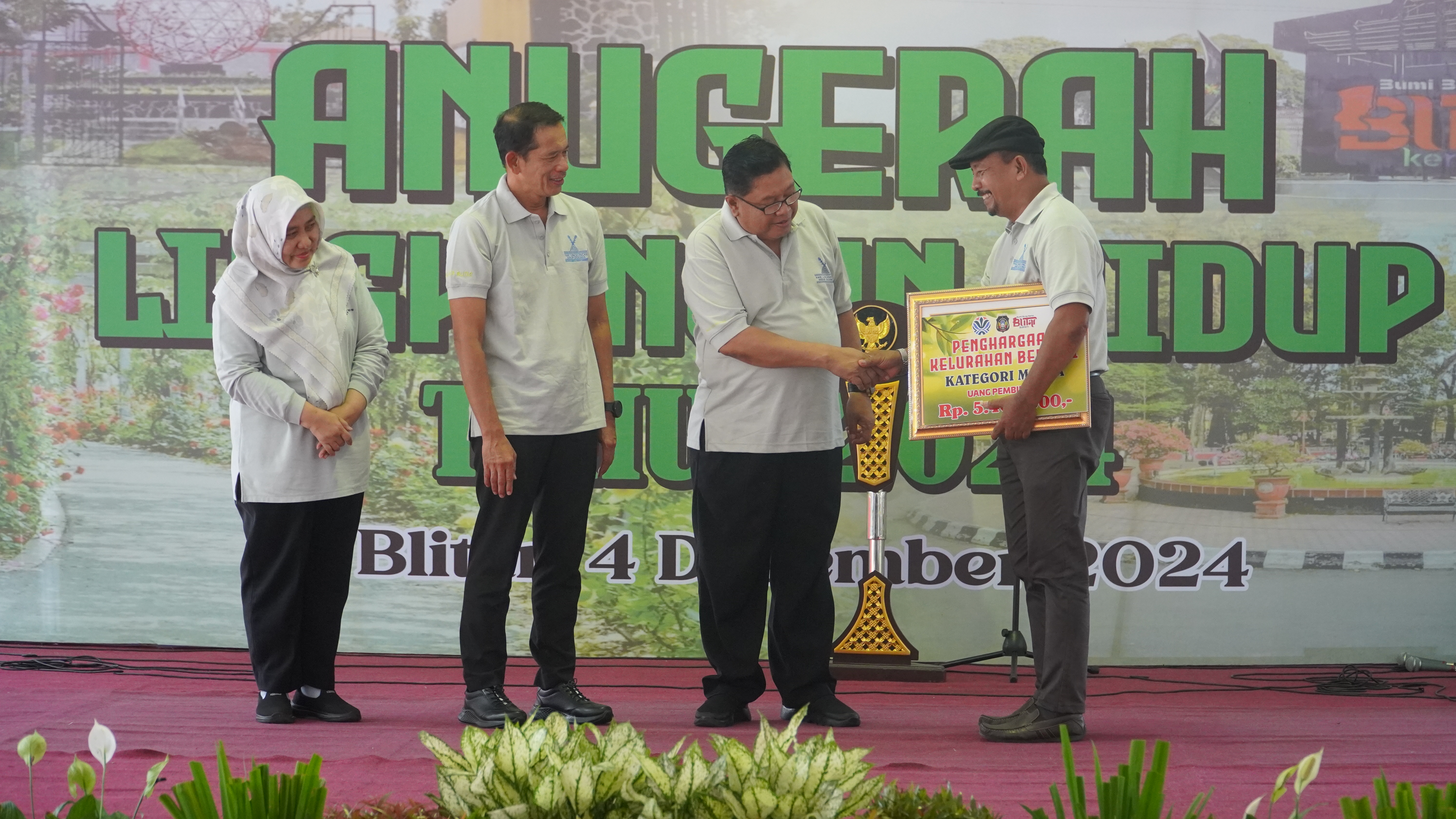 4 Desember 2024 -  Penghargaan LINGKUNGAN HIDUP 2024 di Taman Kebon Rojo
