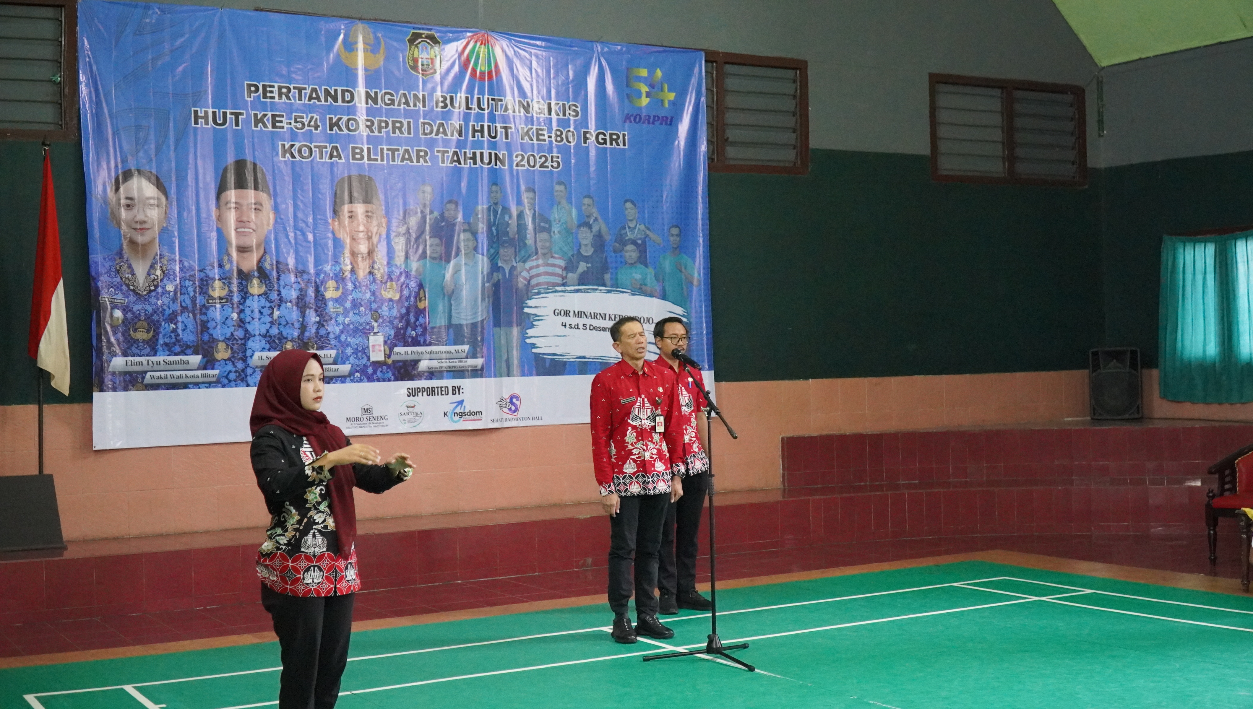 4 Desember 2025 -  Pembukaan Turnamen Bulu Tangkis KORPRI di GOR MINARNI Kebonrojo