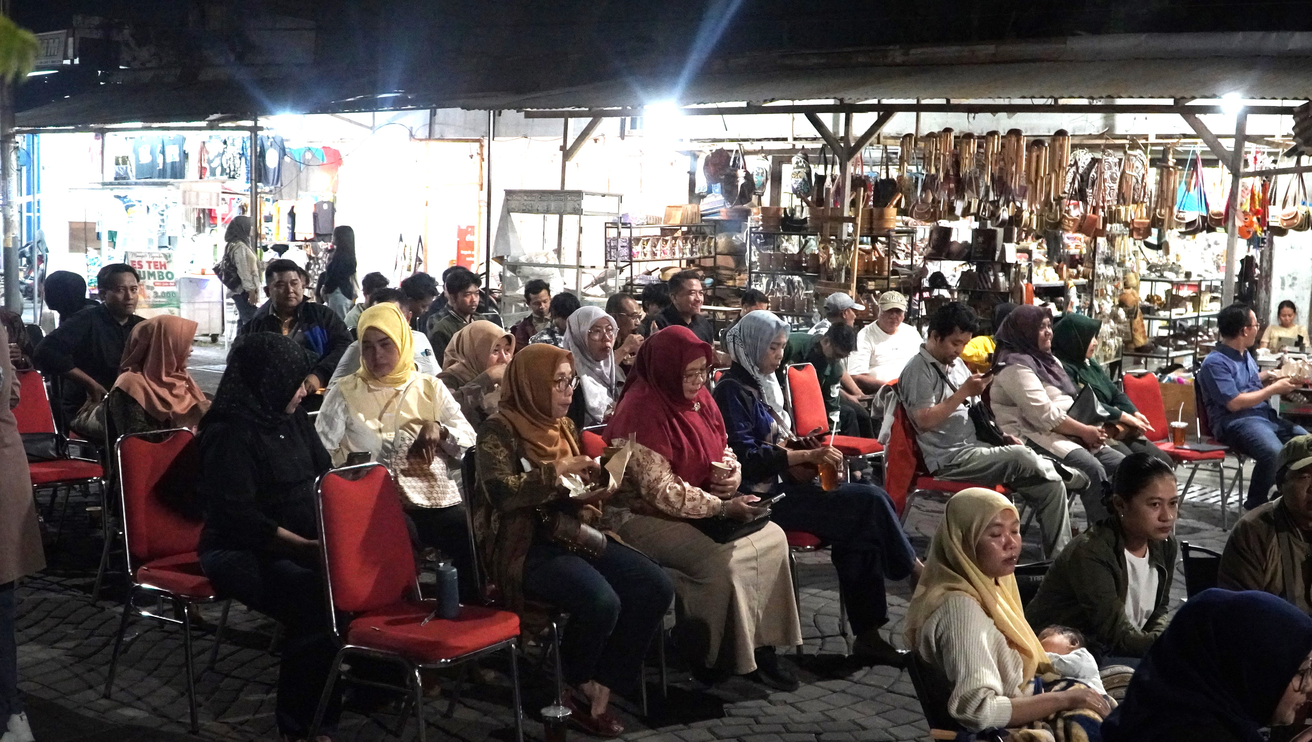 Podcast  Blitar 24 Jam bareng Mas Ibin di Citywalk MBK