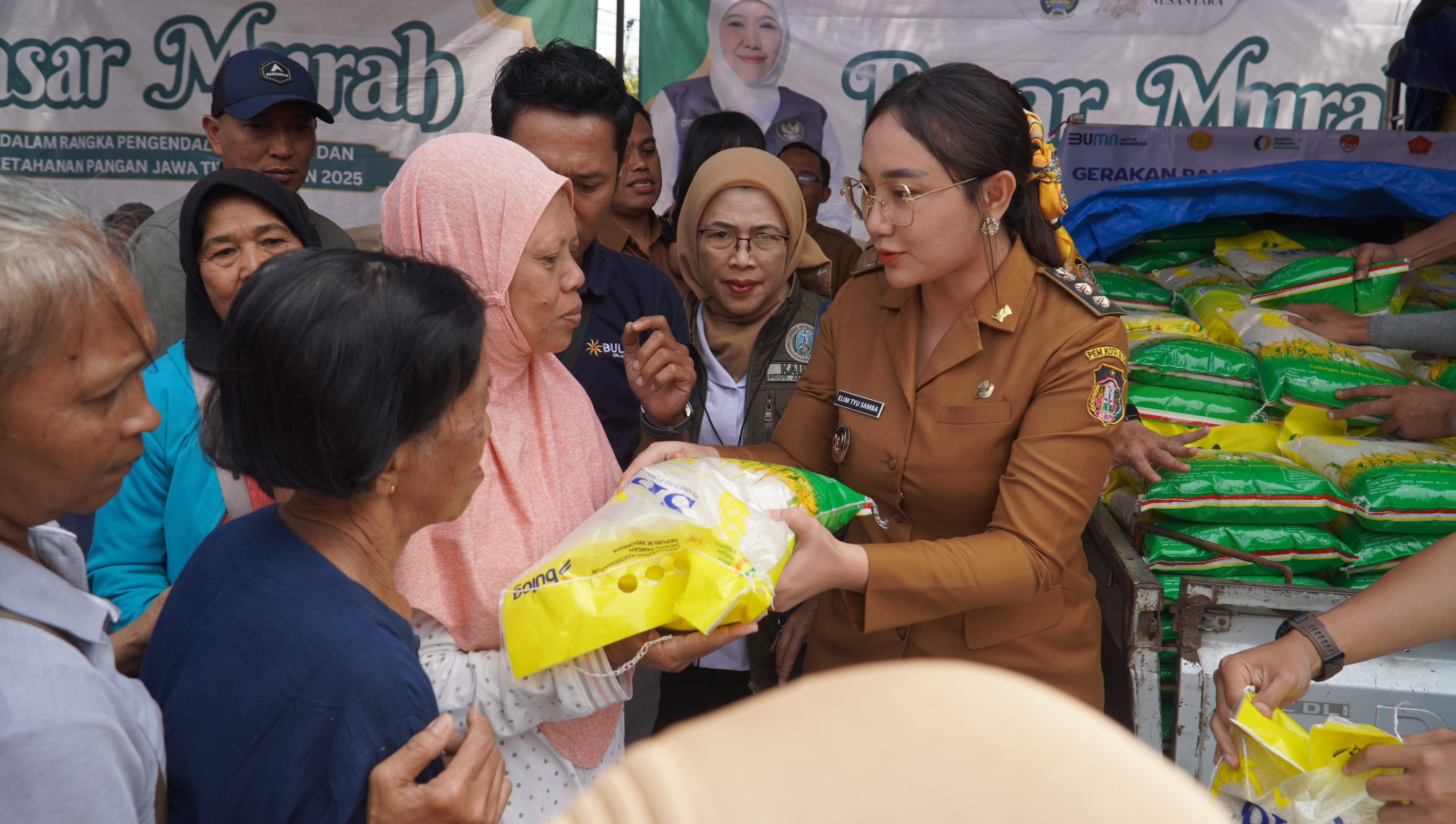 26 Agustus 2025-Tinjau PASAR MURAH bersama Gubenur Jatim di Halaman Kantor Walikota Blitar