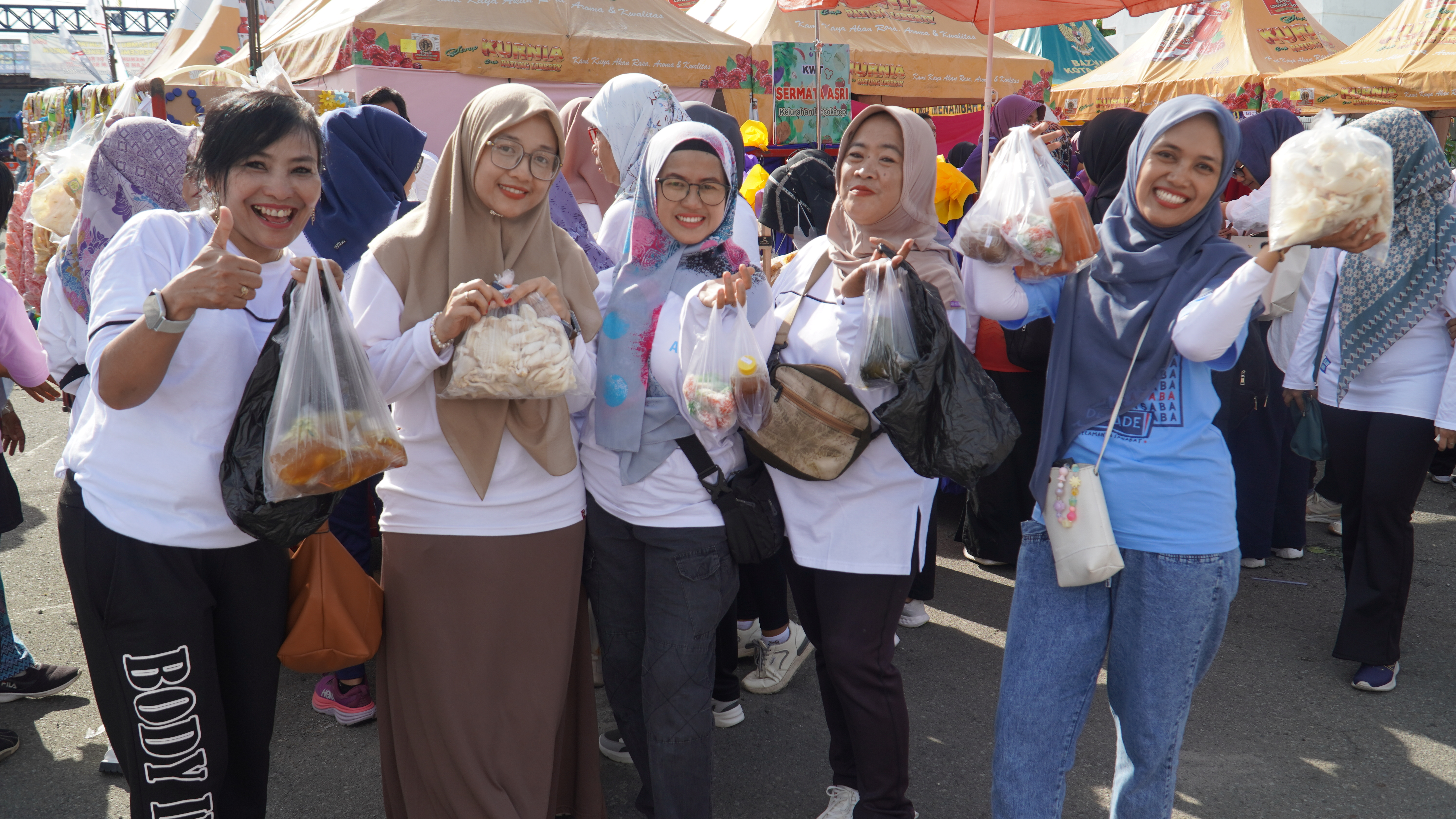 27 Desember 2024 - Senam bersama ASN PEMKOT BLITAR di terminal Patria