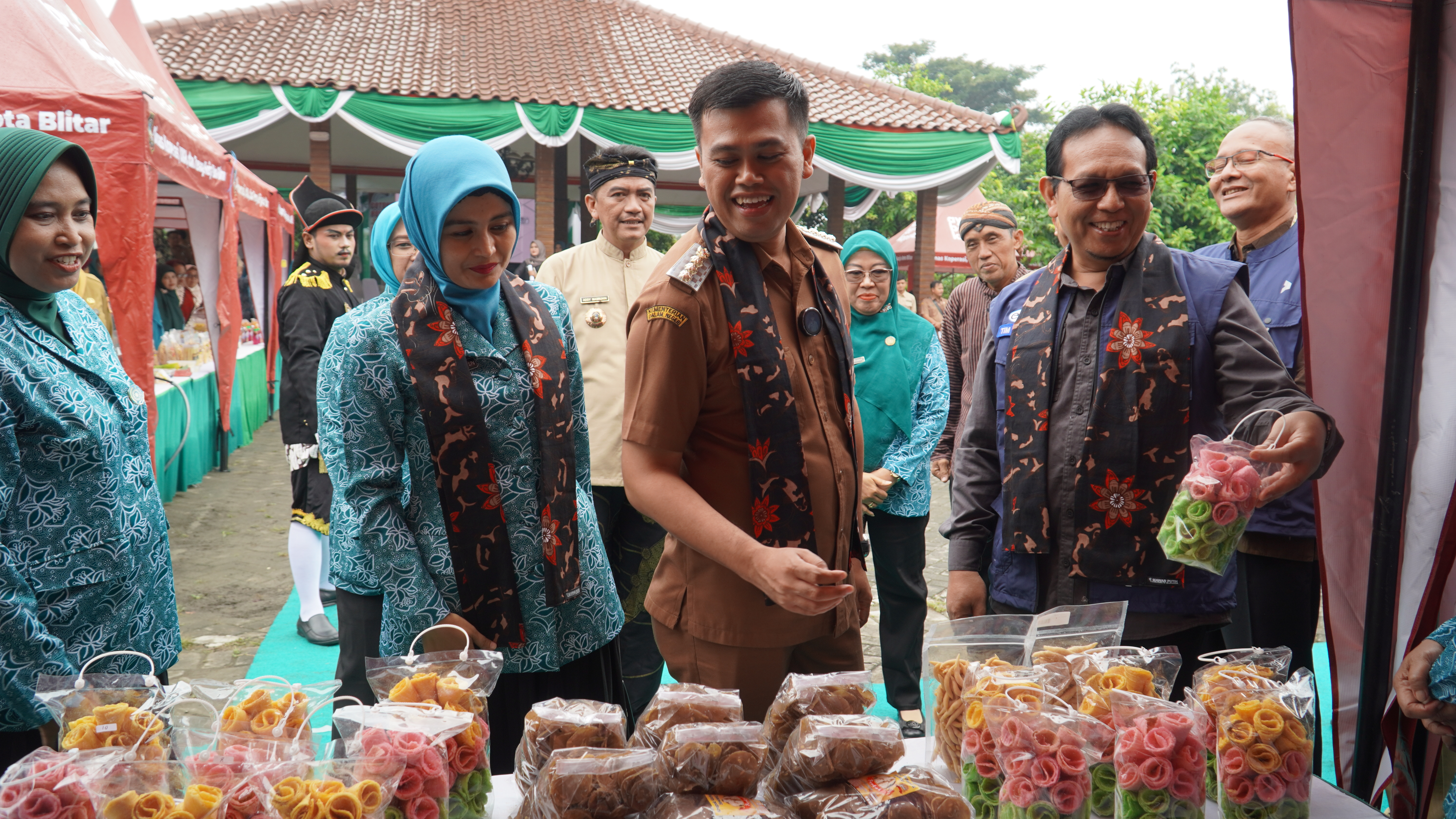 27 Mei 2025 - Penerimaan Tim Verifikasi Lapangan Gotong Royong di Balai Kelurahan Pakunden