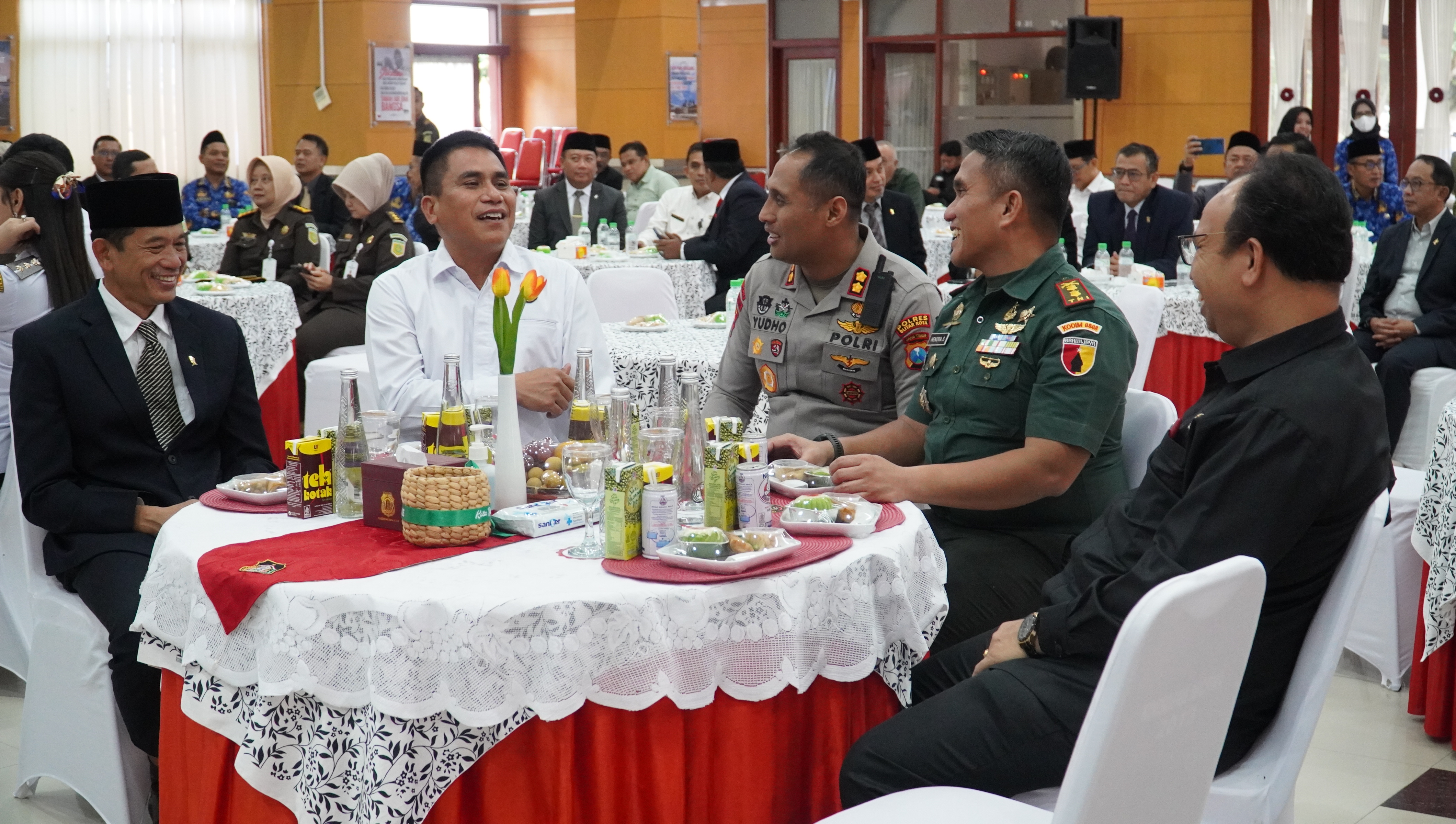 17 September 2025-Penyerahan Penetapan Perwalian Anak LKS Sabillul Muhtadien oleh Kajati Jatim kepada Wali Kota Blitar