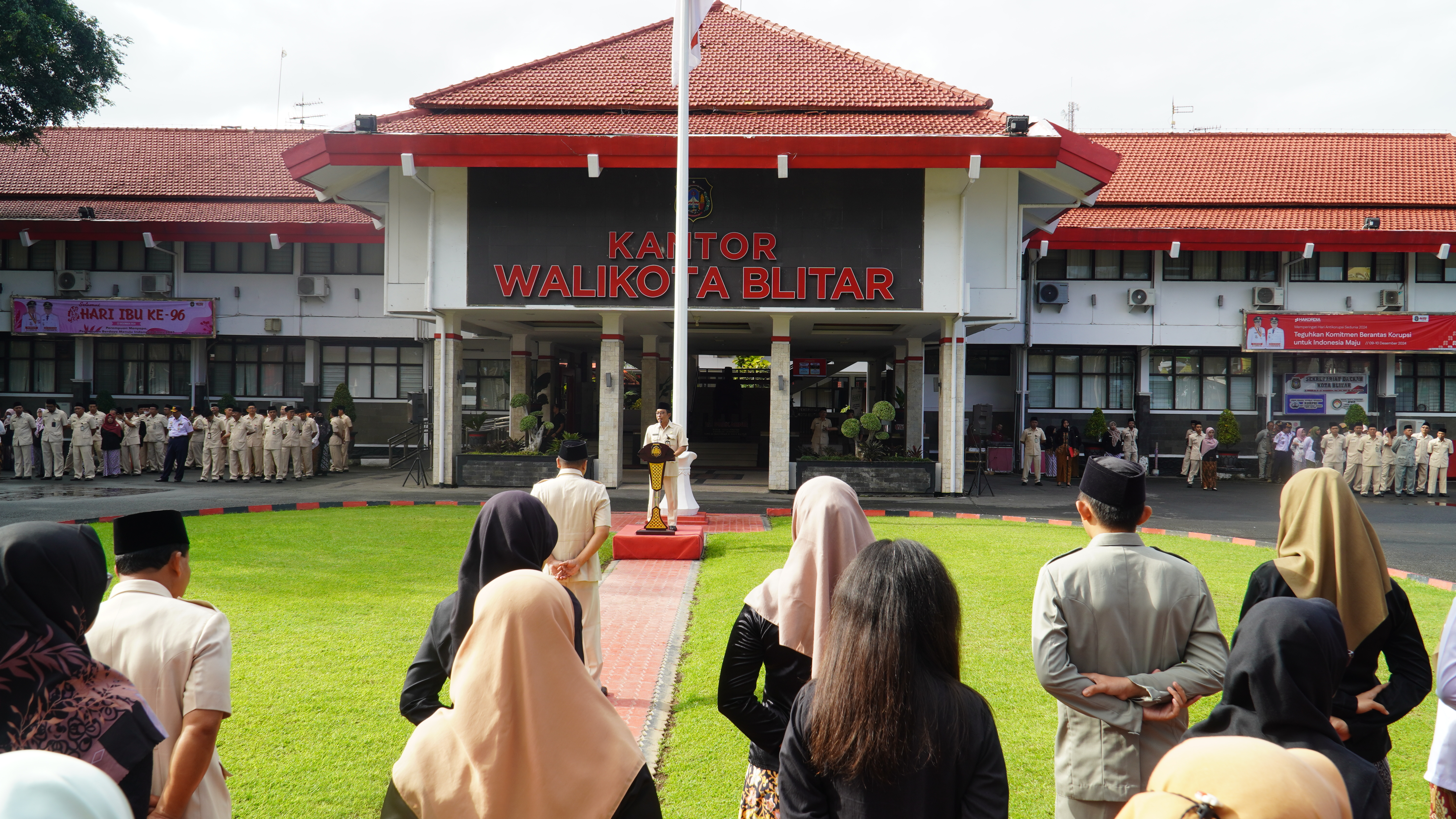 23 Desember 2024 - Apel Gabungan ASN PEMKOT BLITAR (BPKAD)