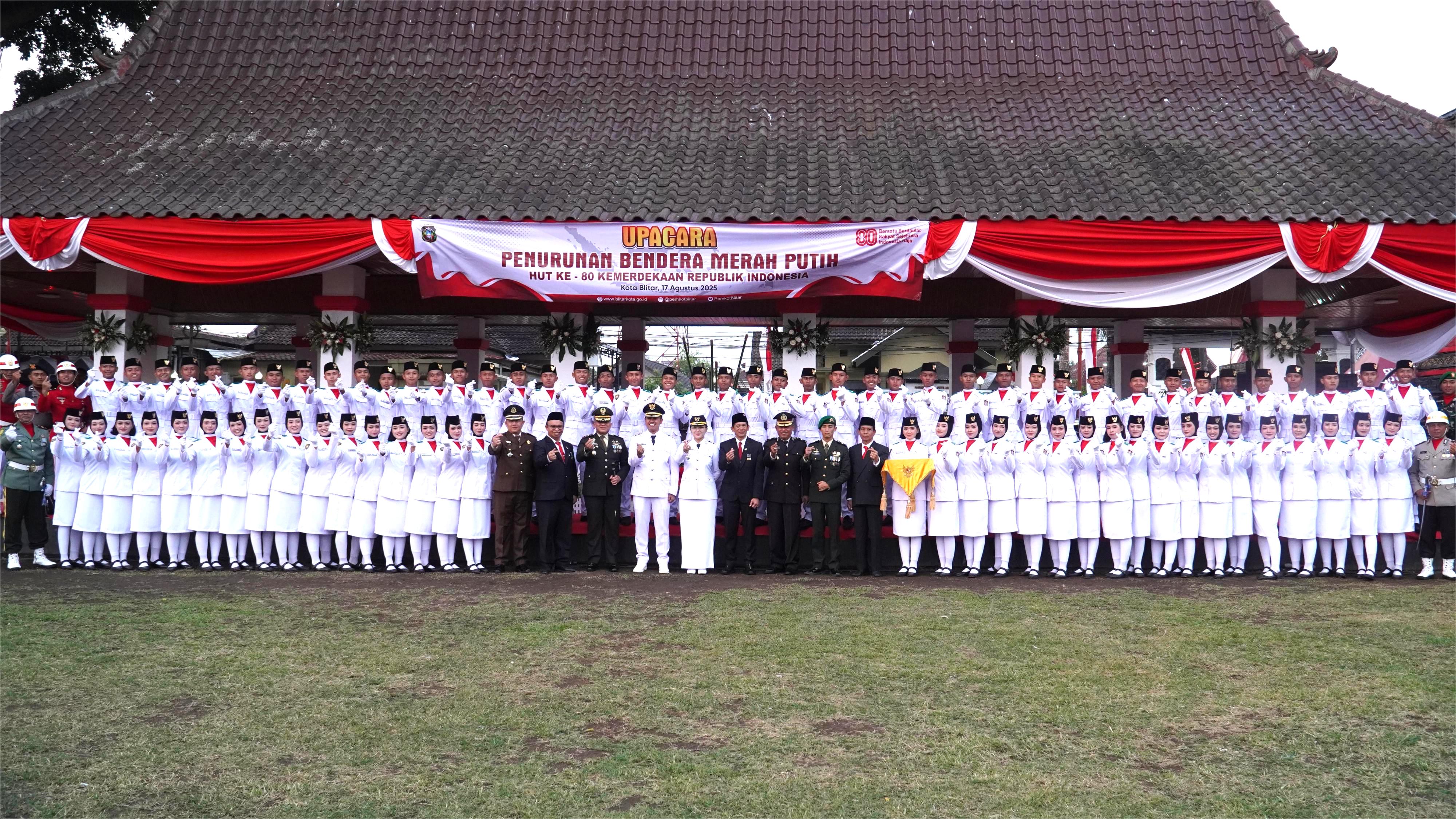 17 Agustus 2025-Upacara Penurunan Bendera Peringatan HUT K-80 Kemerdekaan RI