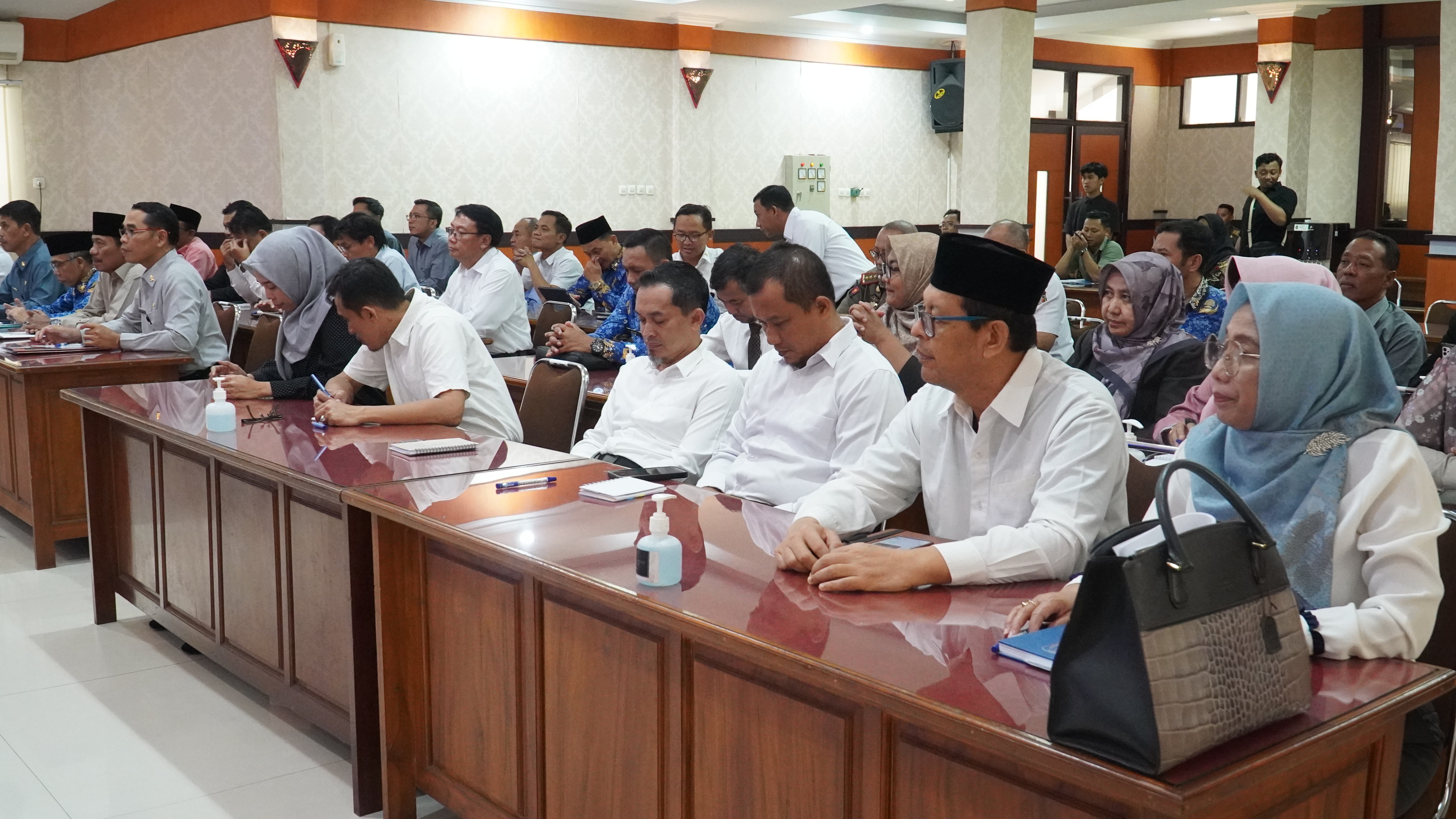 17 Maret 2025 - Rapat bersama OPD di ruang Sasana Praja