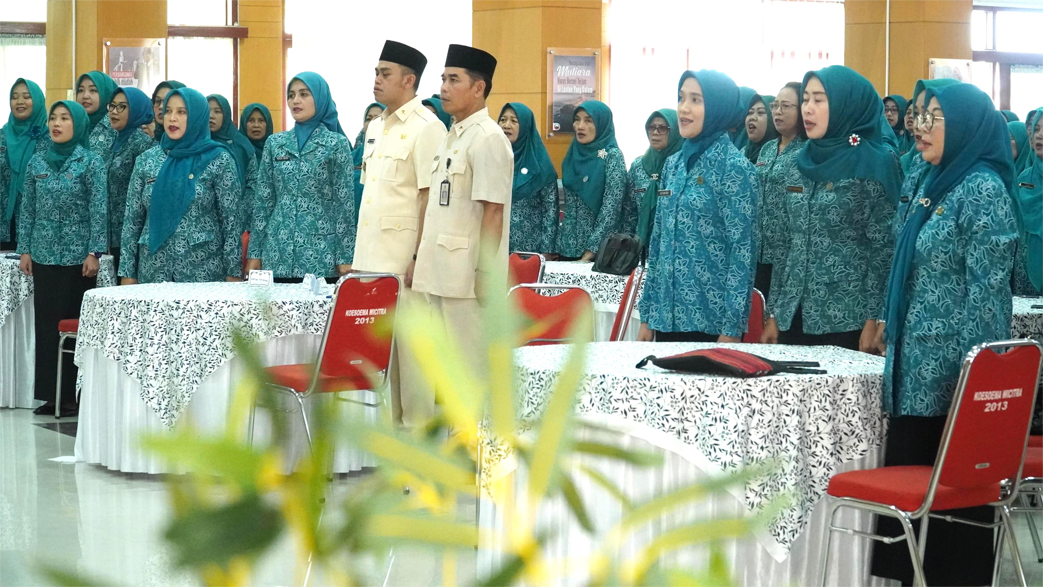21 Maret 2025 - Pembagian Bingkisan kepada Pengurus PKKse-Kota Blitar