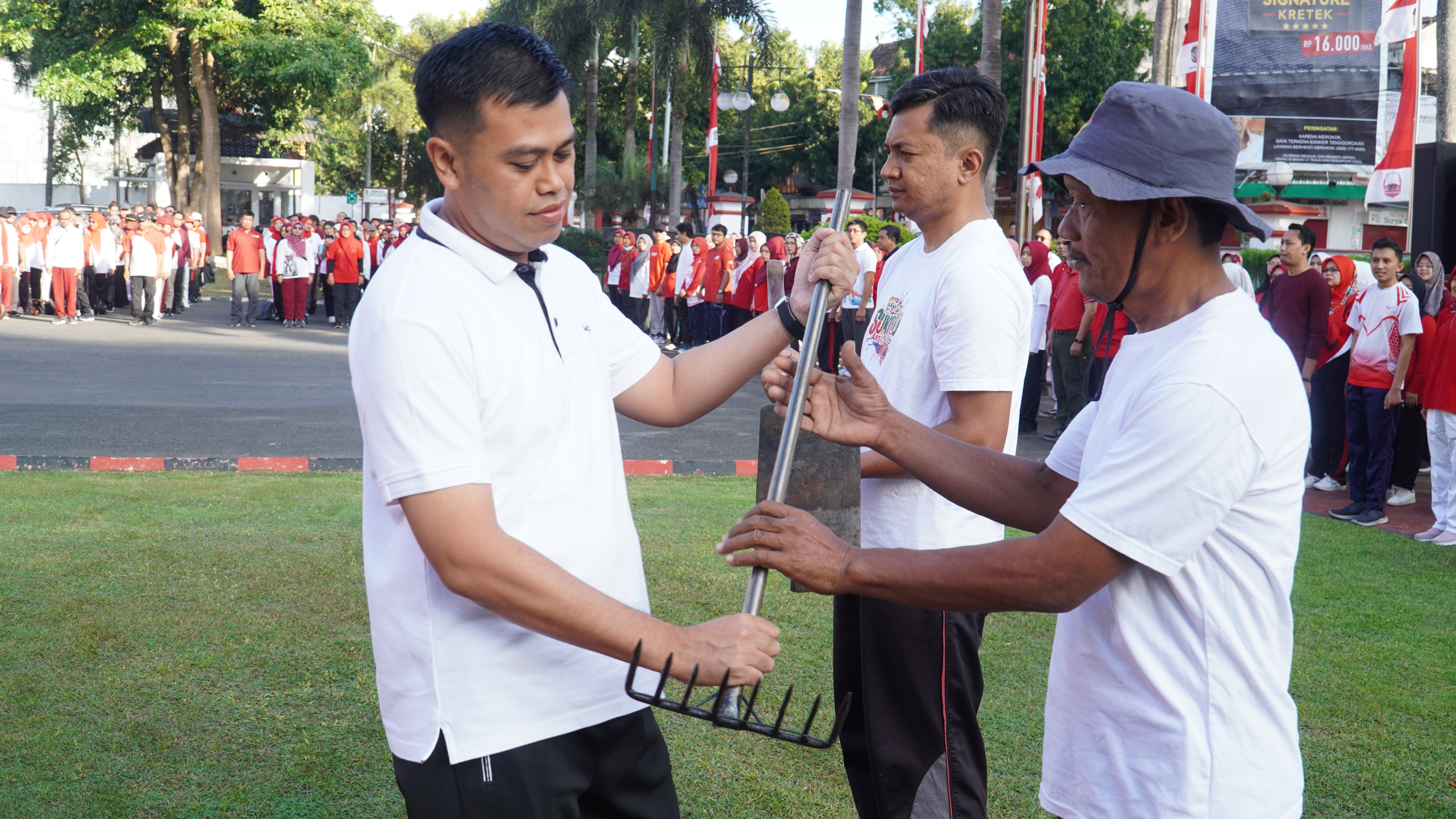 1 Agustus 2025-Senam bersama ASN Pemkot Blitar &amp;amp; Apel Gabungan Pengarahan Walikota Blitar tentang Bhakti Sosial Kerja Bakti