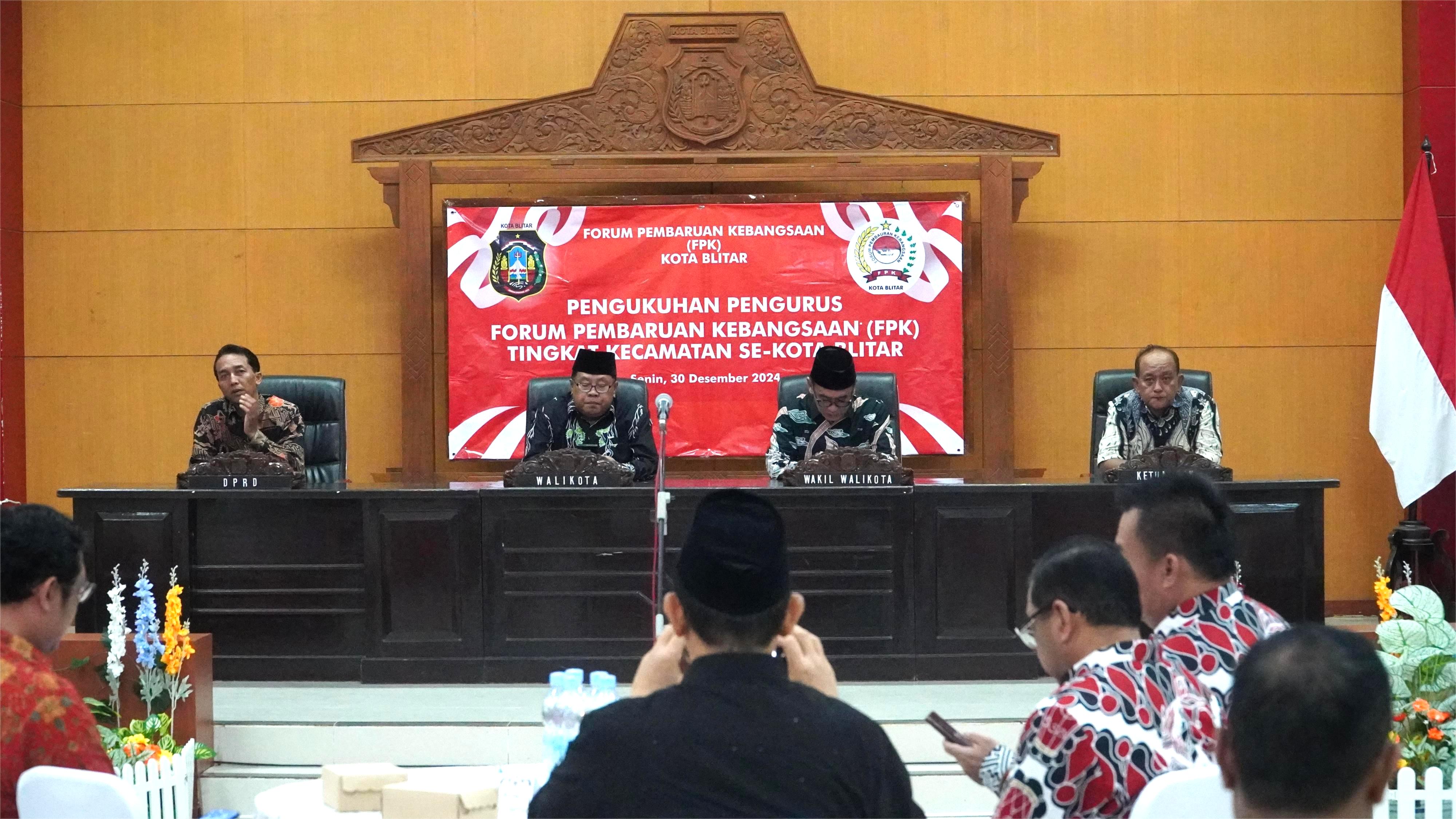 30 Desember 2024 - Pengukuhan Pengurus FPK Tingkat Kecamatan se-Kota Blitar Periode 2024 - 2027