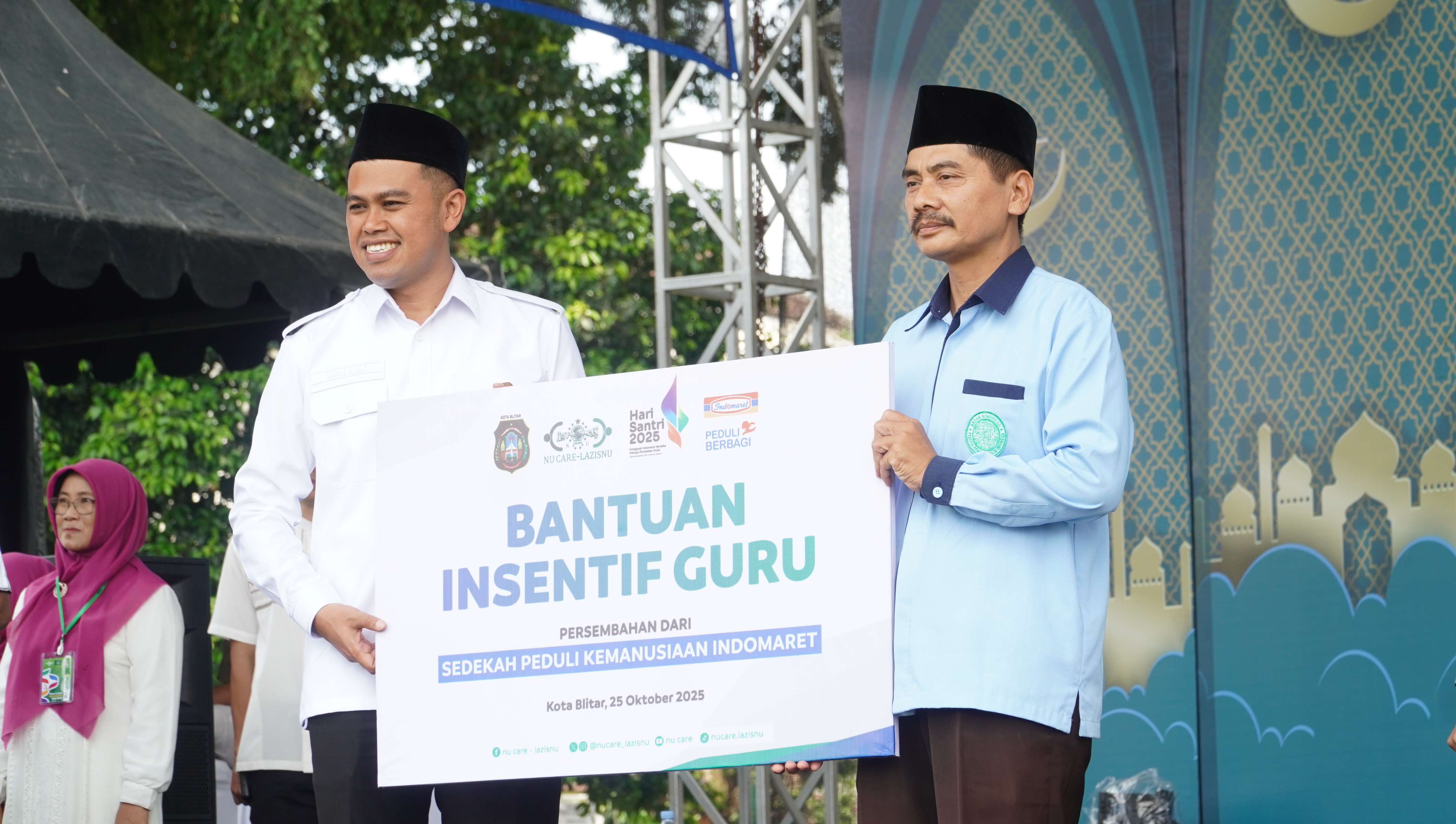 25 Oktober 2025 - Kickoff Realisasi Program Keluarga Unggul di Aloon aloon Kota Blitar