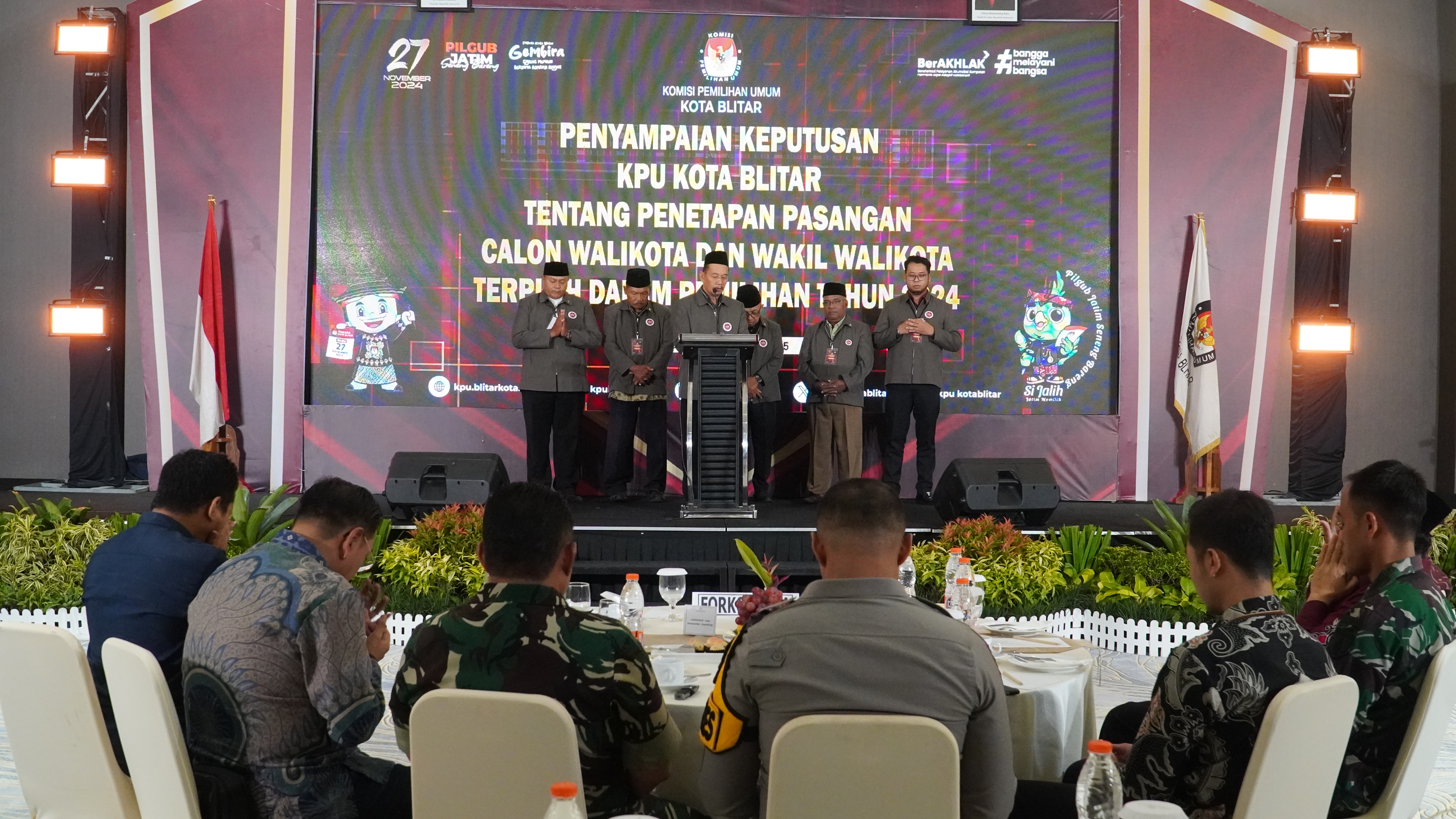 7 Februari 2025 - Penyampaian Keputusan KPU Kota Blitar Penetapan Pasangan Calon Walikota &amp;amp; Wakil Walikota Pemilihan Serentak Tahun 2024