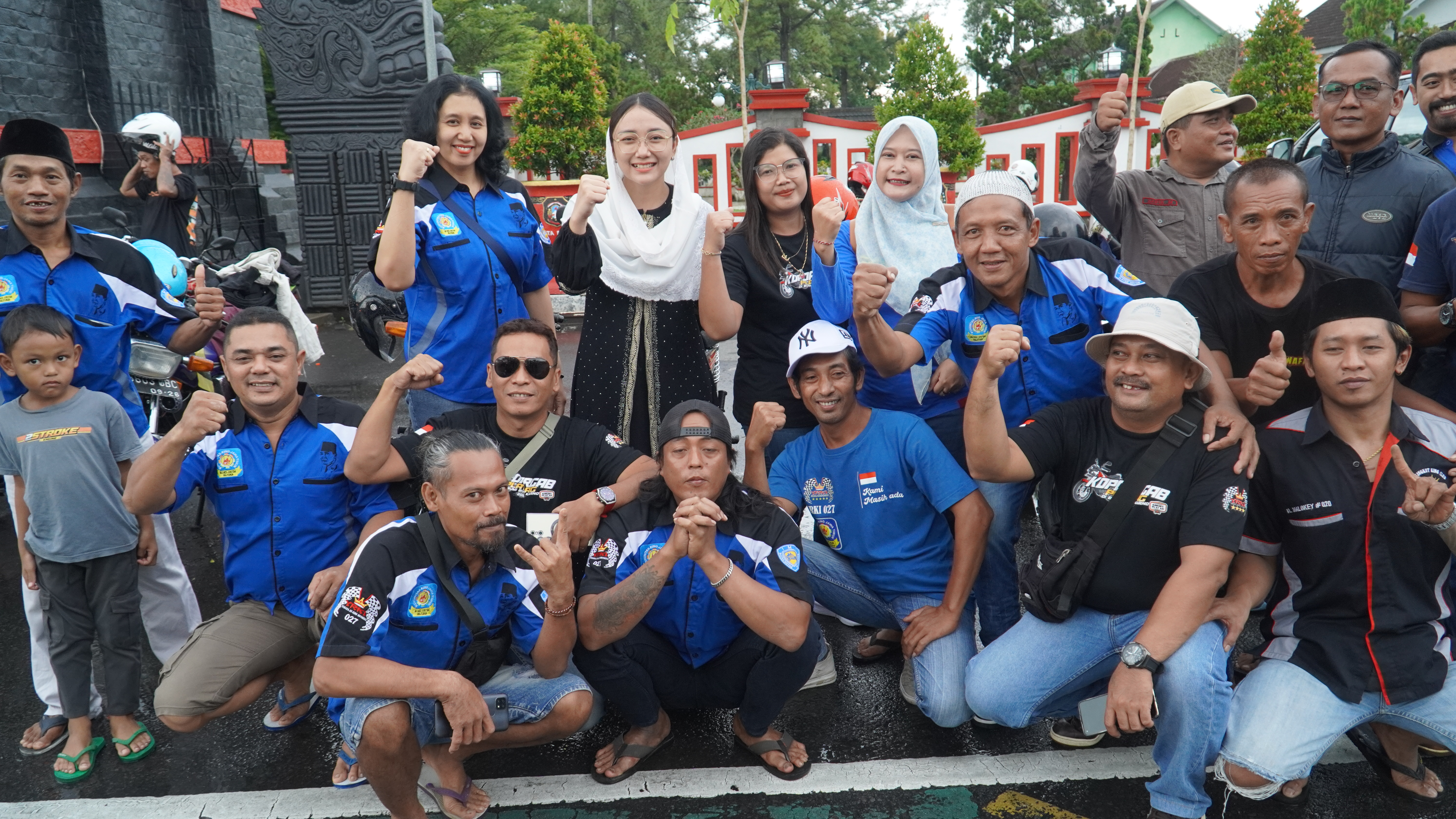 16 Maret 2025 - Pembagian Takjil bersama Komunitas RX KING Jatim Blitar di depan TMP R WIJAYA