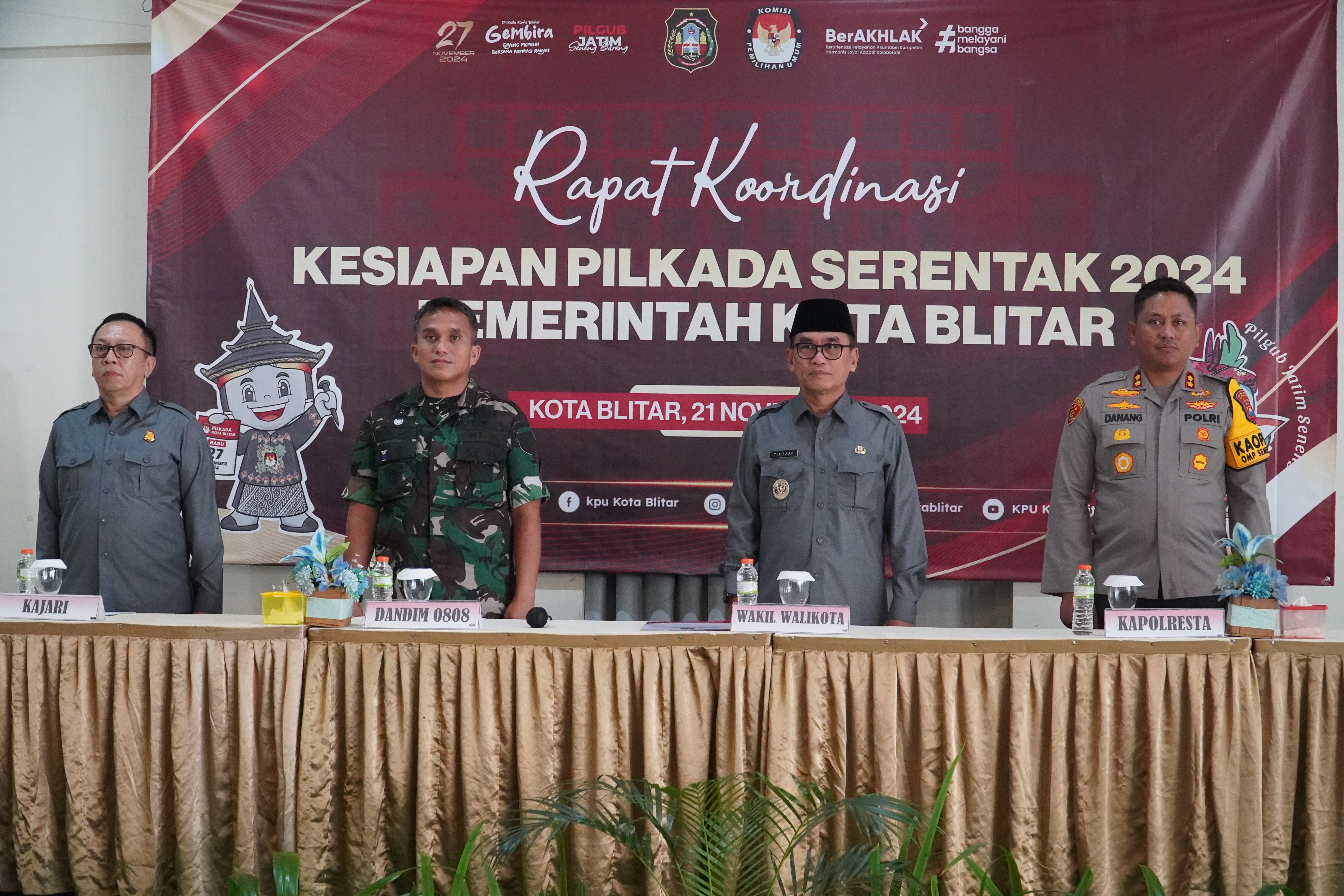 21 November 2024 - Rakor Kesiapan PILKADA SERENTAK Tahun 2024 di Ruang LELY Hotel PP