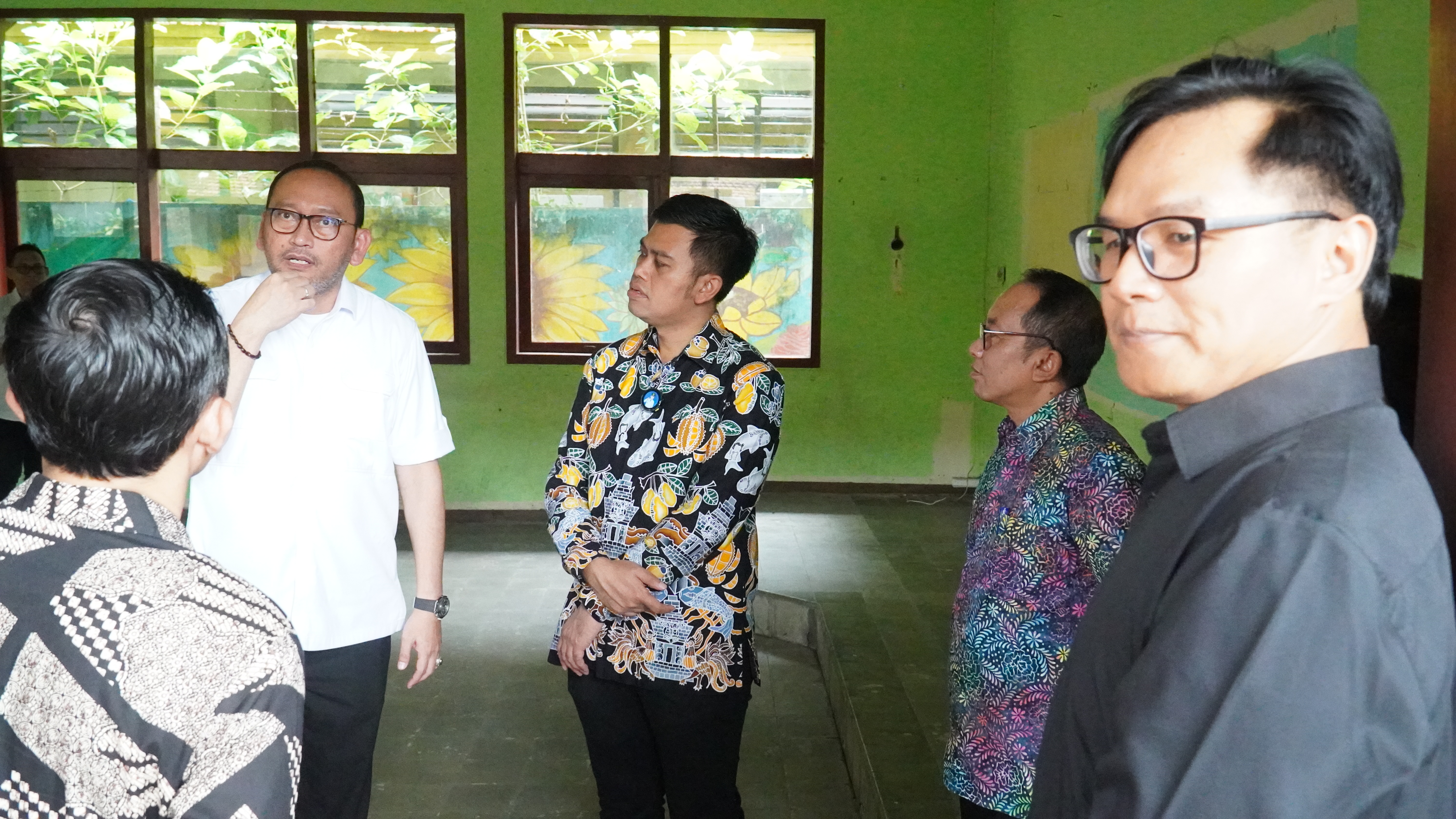 17 Mei 2025 - Kunjungan SEKJEN KEMENSOS RI  Bapak Roben Ricco di exs SMPN 6 &amp;amp; Lapangan Kauman
