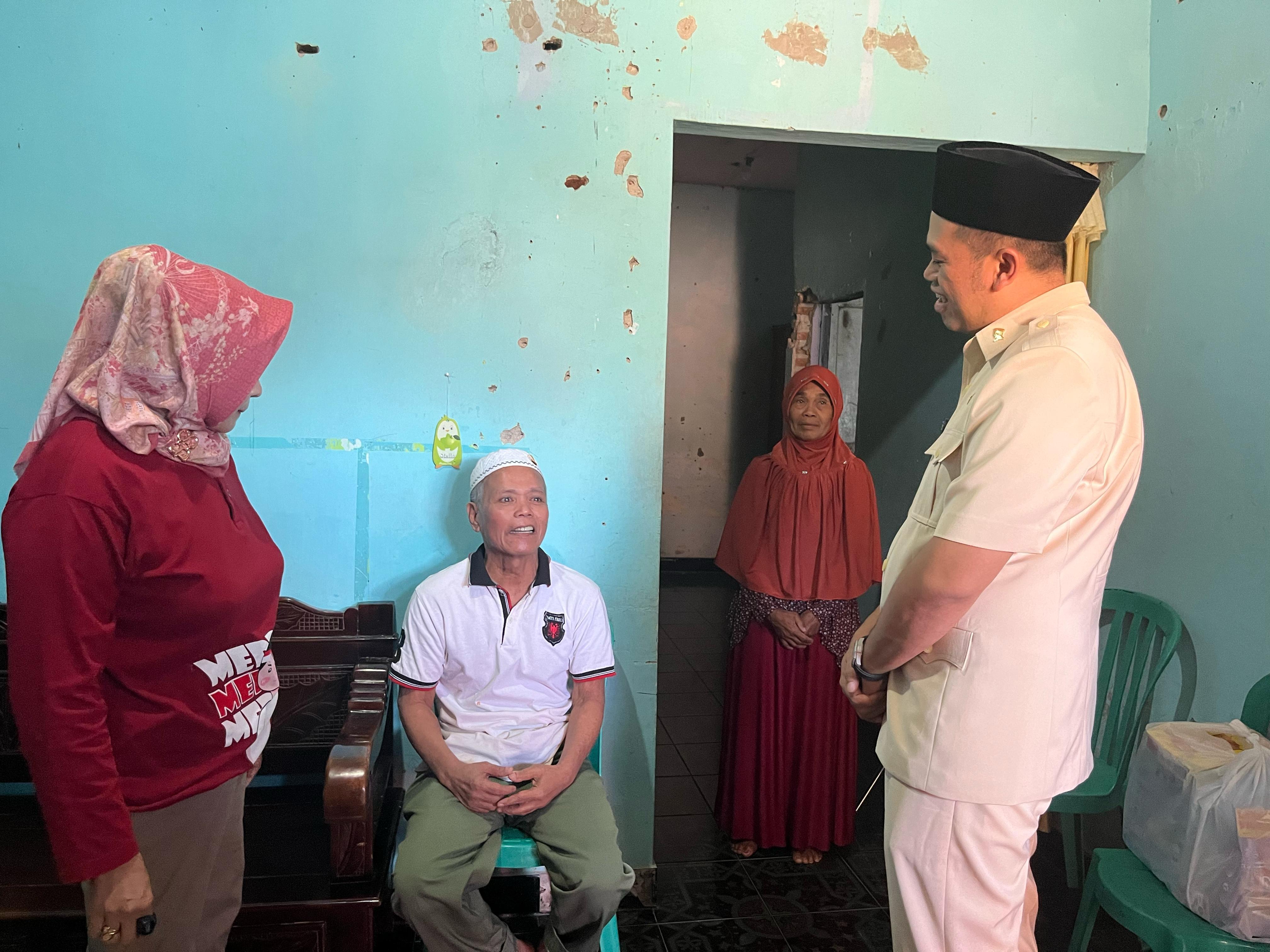 21 Maret 2025 - Pembagian BERKAT SAE untuk lansia (bu Boinem sekorejo, Bpk Hariyanto Plosokerep, Bu Ginah Kauman)