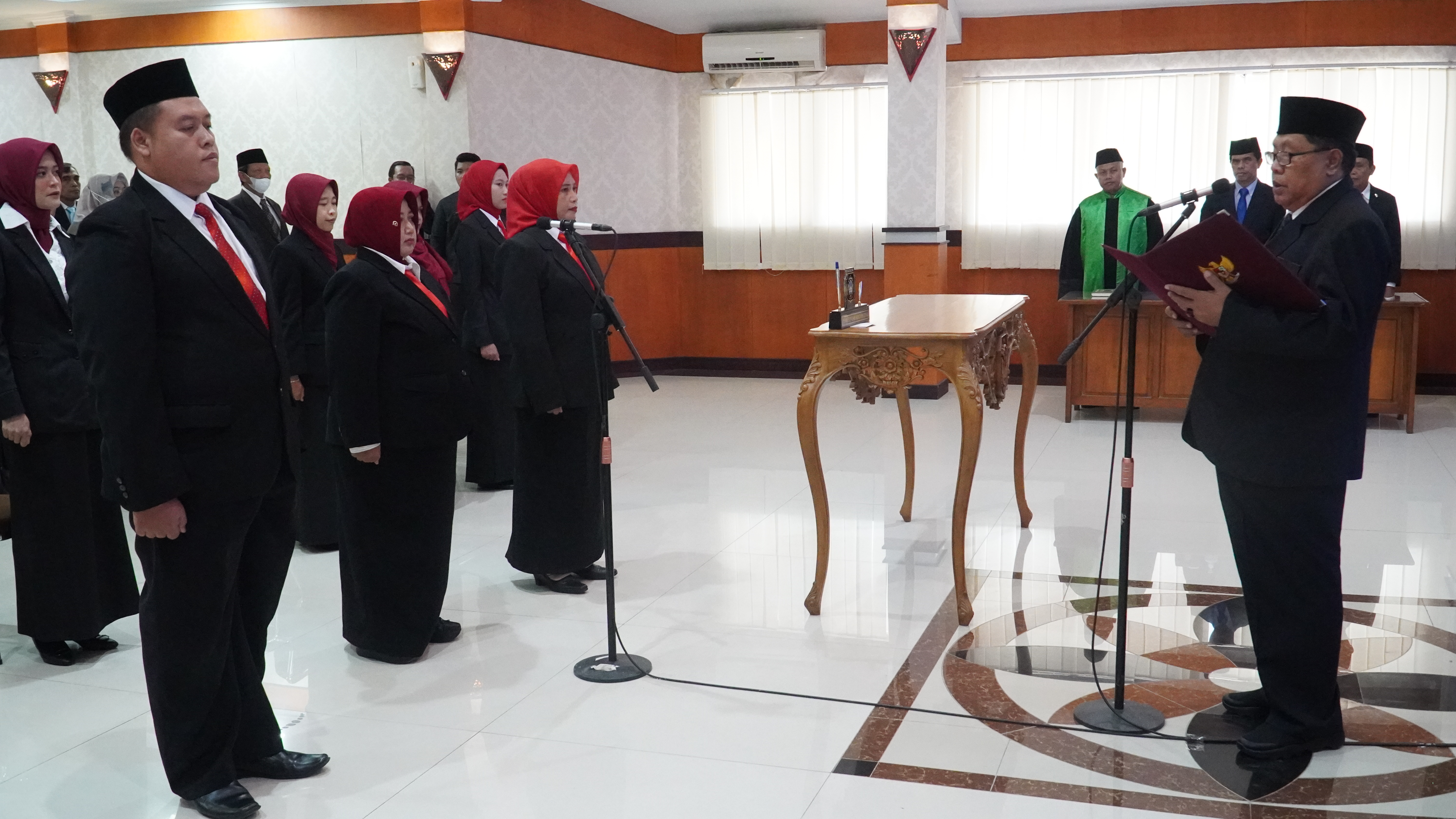 30 Desember 2024 - Pelantikan Pejabat Fungsional &amp;amp; Pengukuhan Ka. UPT Satuan Pendidikan di Lingkungan Pemkot Blitar