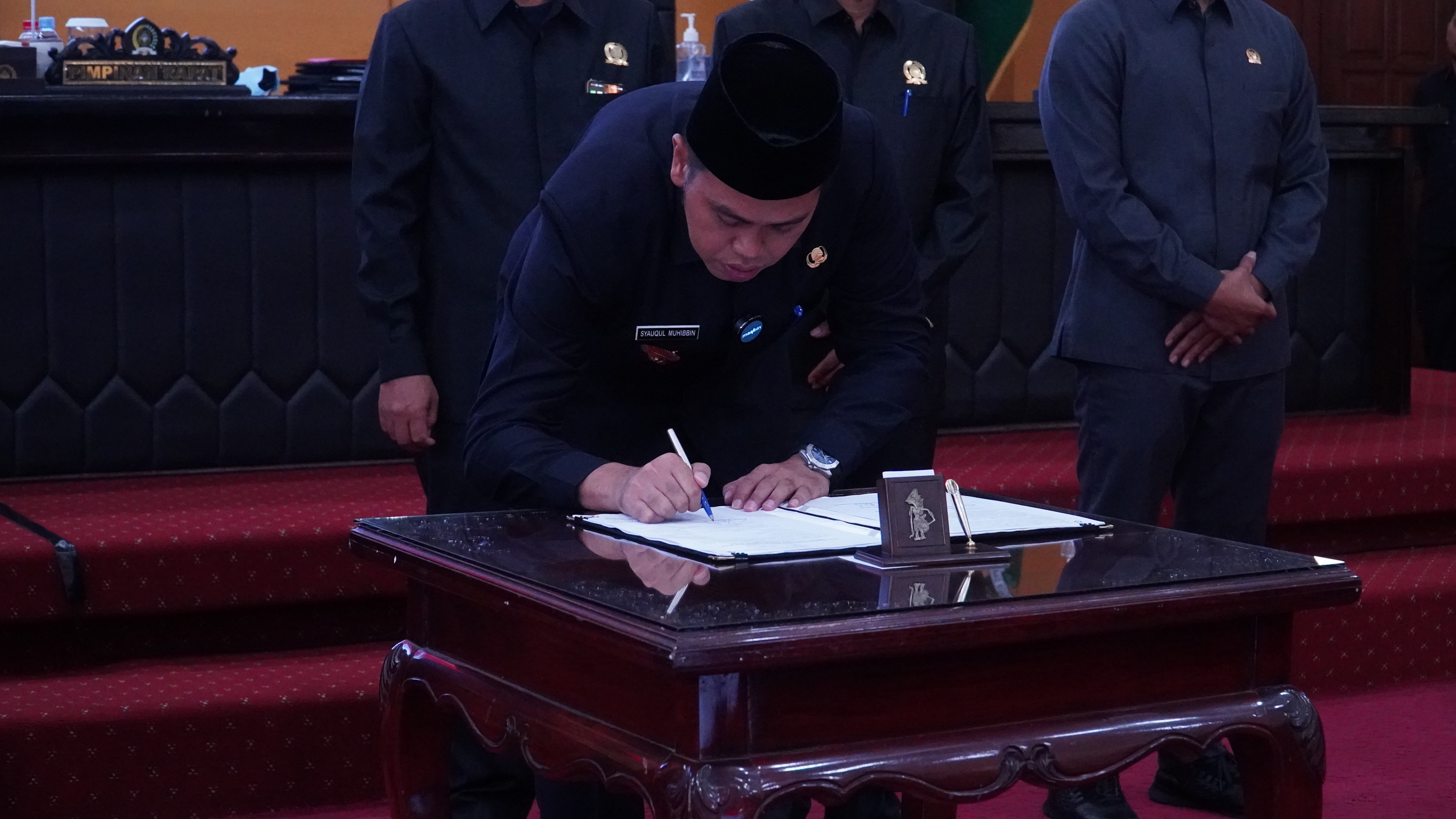 25 Juni 2025 - RAPAT PARIPURNA DPRD