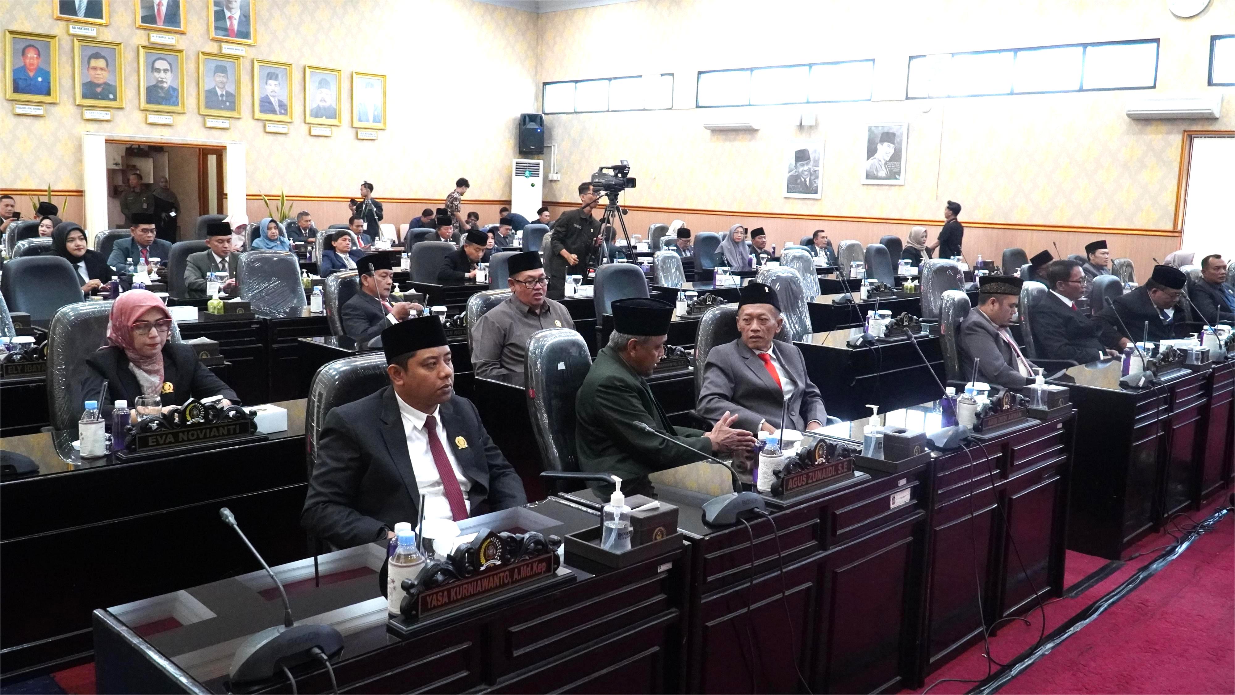 22 Juli 2025 Rapat Paripurna DPRD