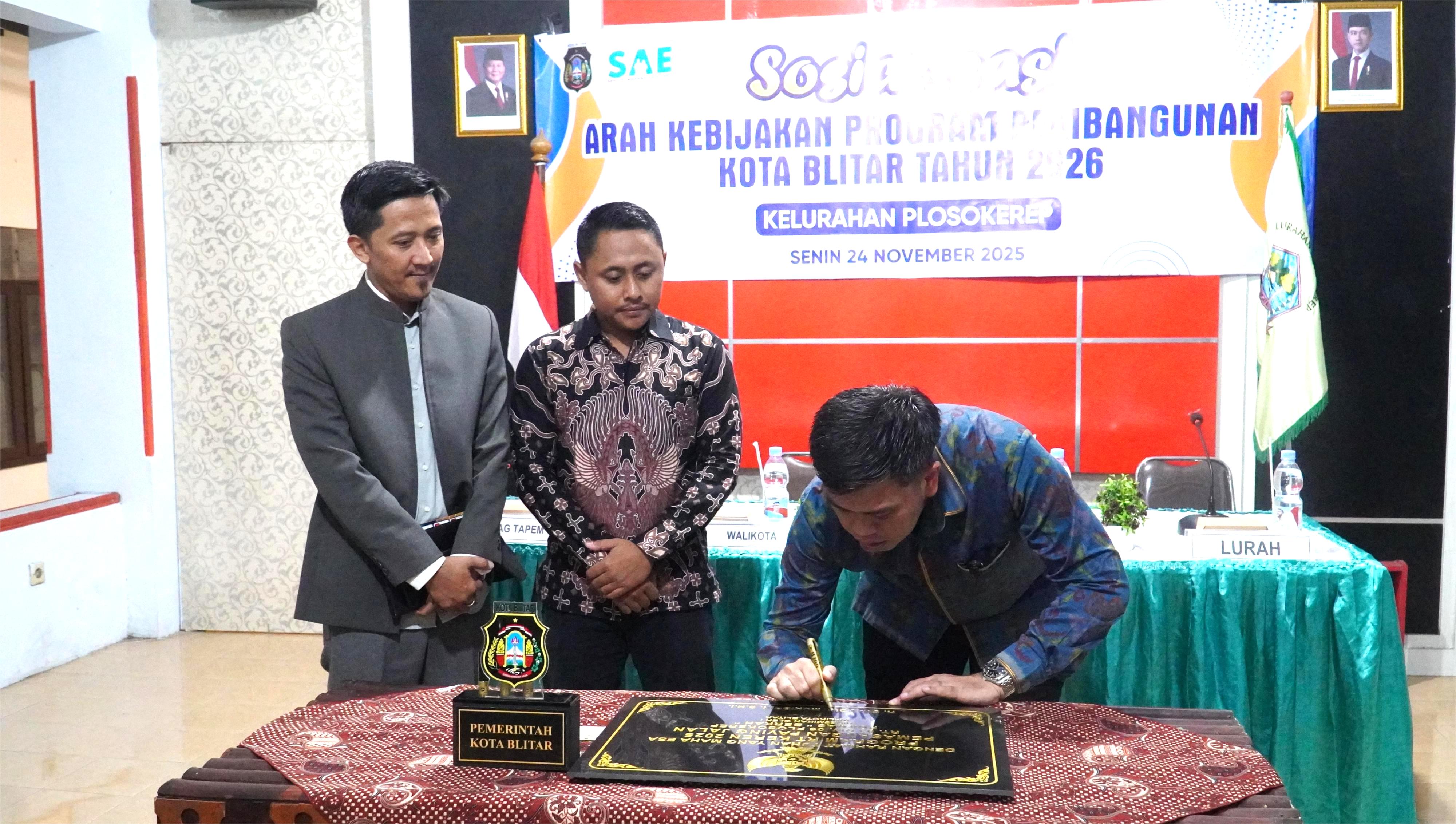 24 November 2025- Sosialisasi arah kebijakan program pembangunan Kota Blitar oleh Walikota Blitar di Balai Kel.Plosokerep