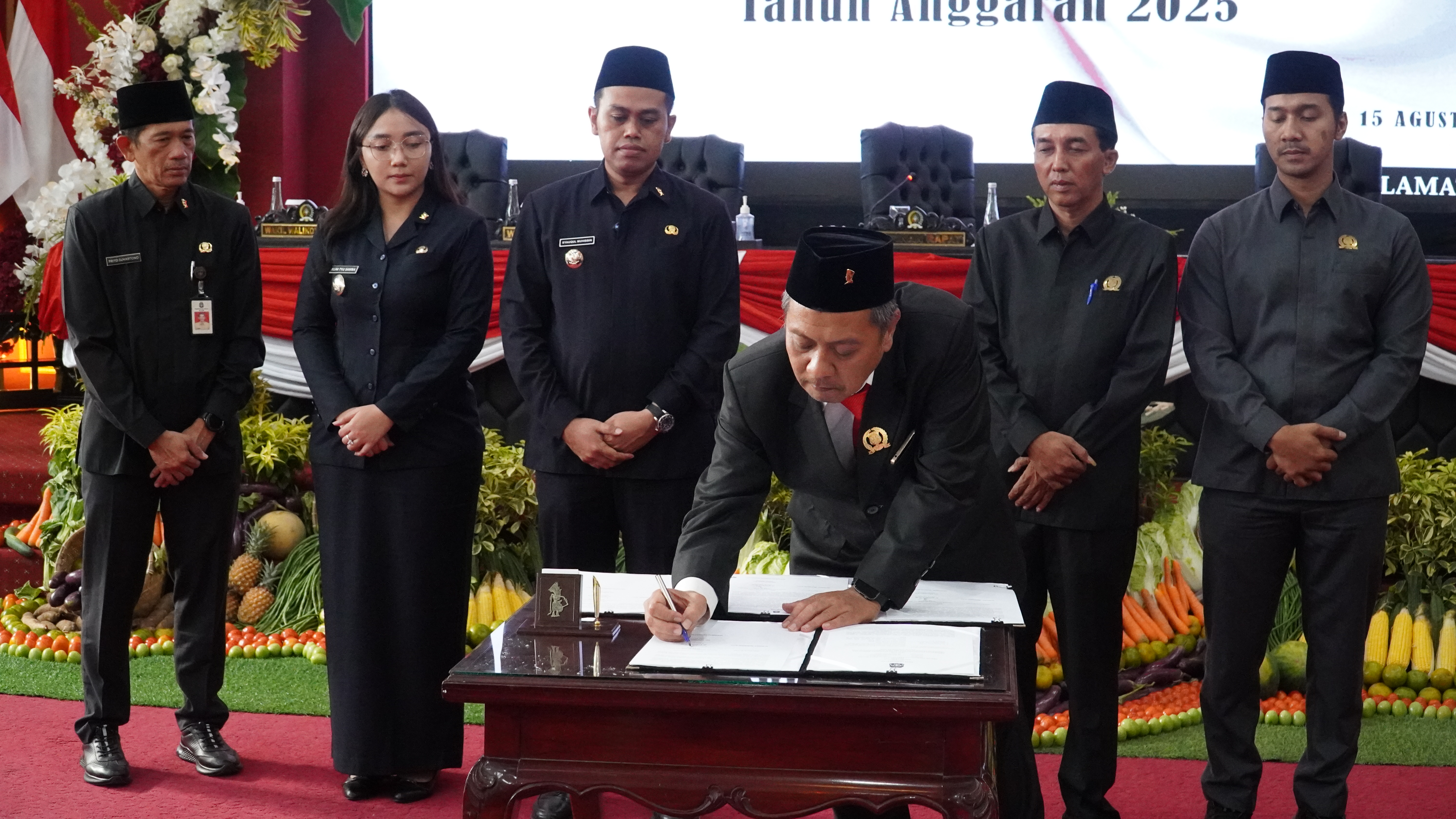 15 Agustus 2025-Rapat Paripurna DPRD
