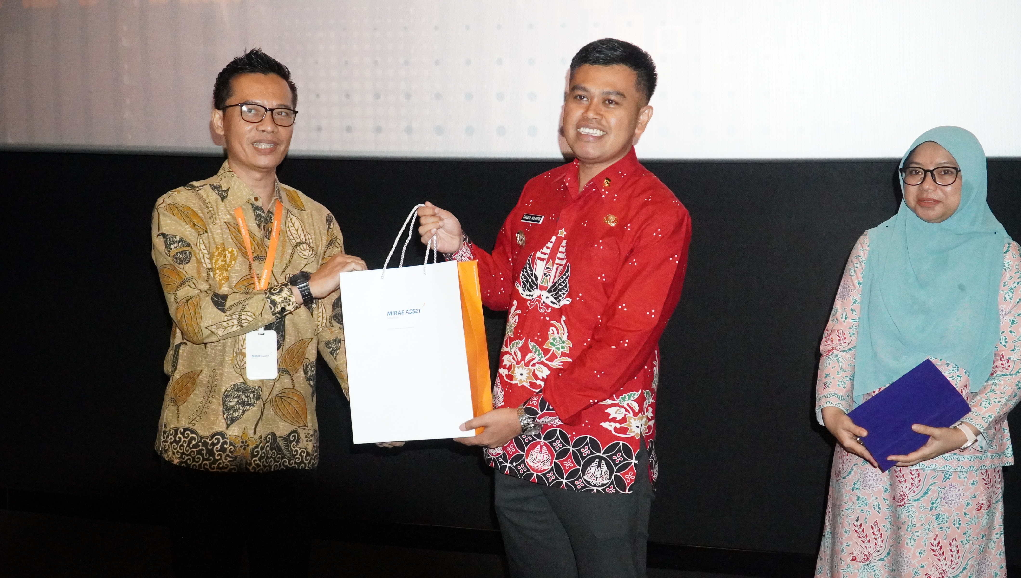 25 September 2025 - Pembukaan Seminar Literasi Keuangan di CGV Blitar Square