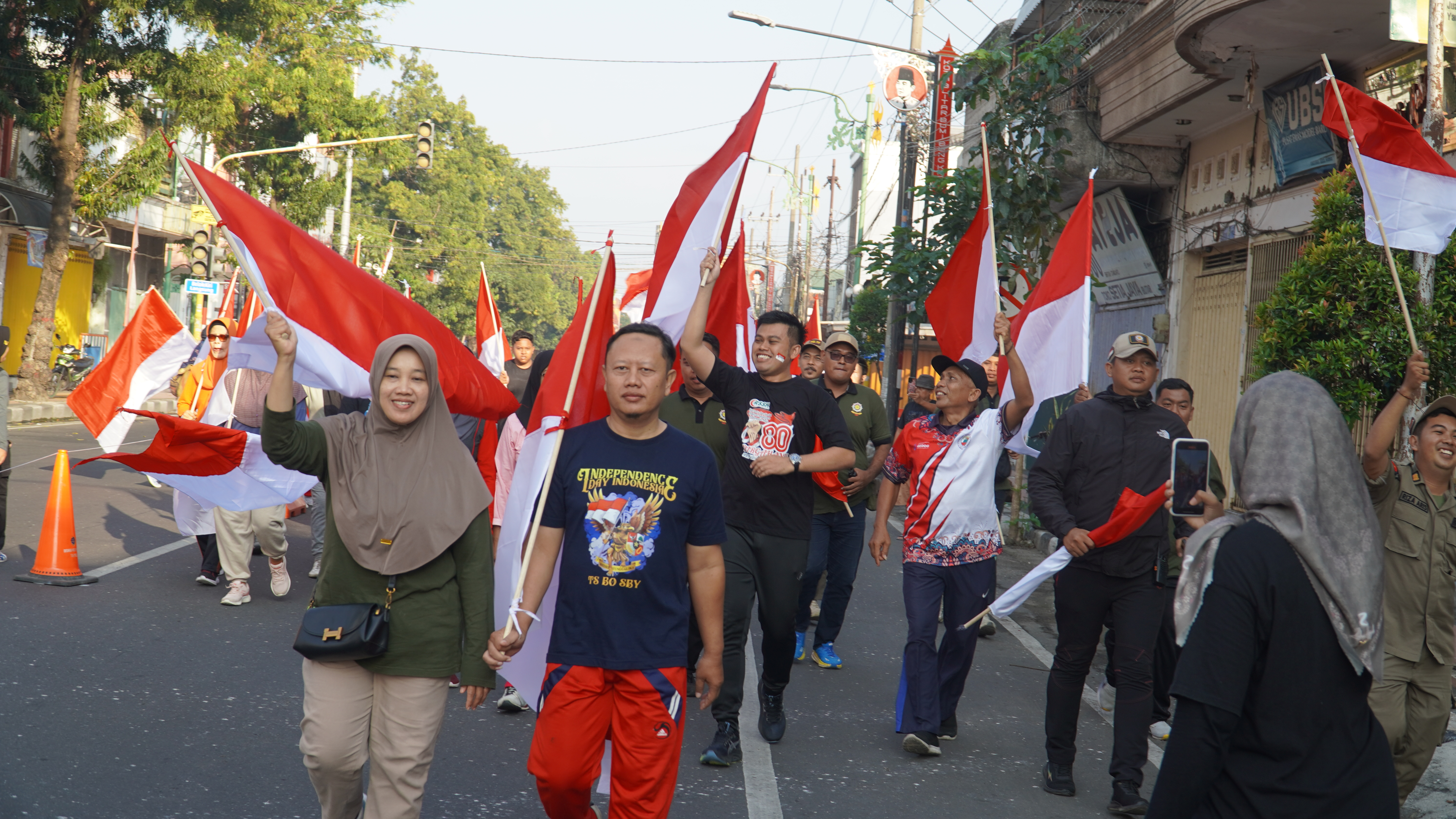 10 Agustus 2025-CAR FREE DAY (Pembagian Bendera Merah Putih)