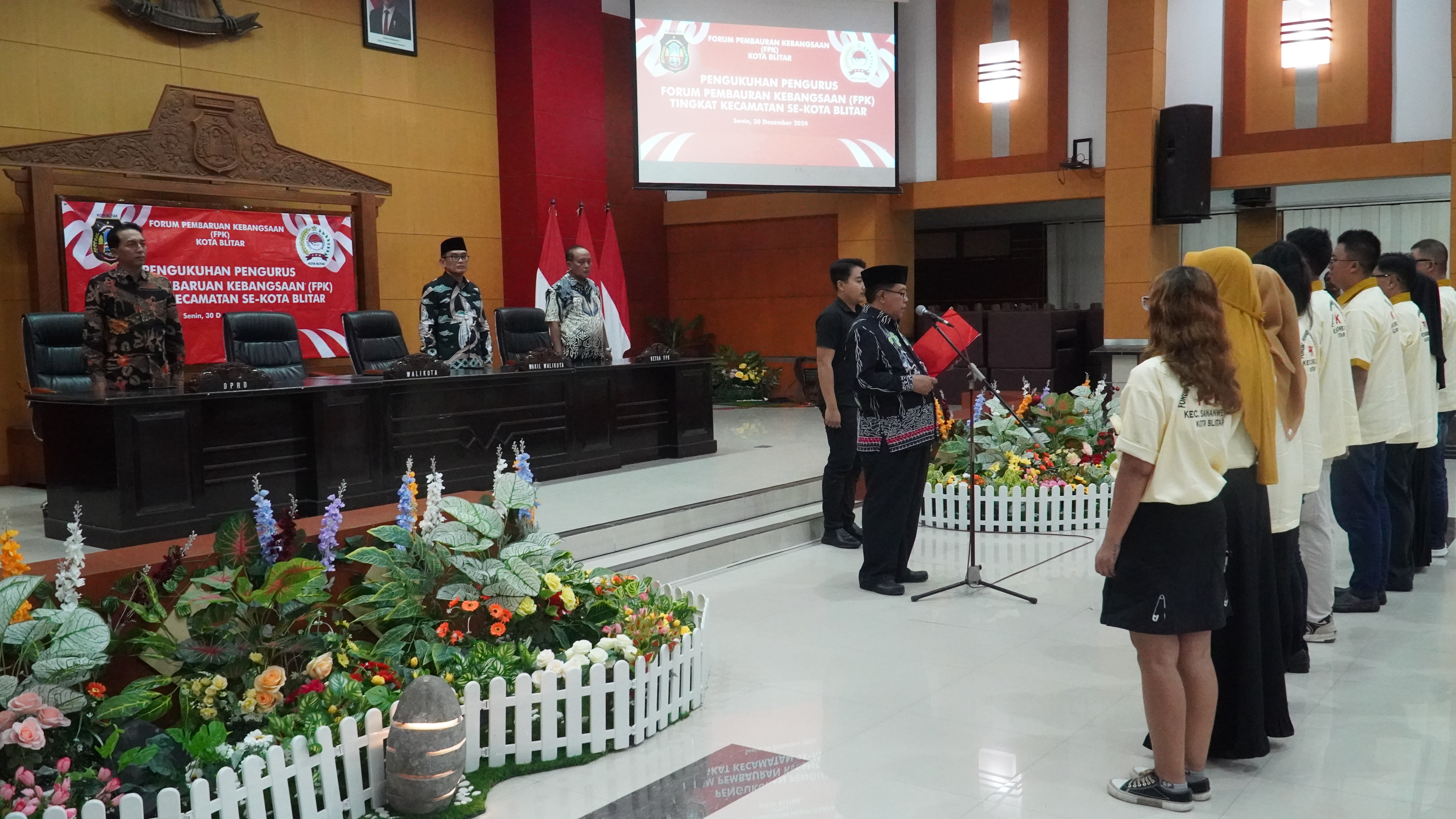 30 Desember 2024 - Pengukuhan Pengurus FPK Tingkat Kecamatan se-Kota Blitar Periode 2024 - 2027